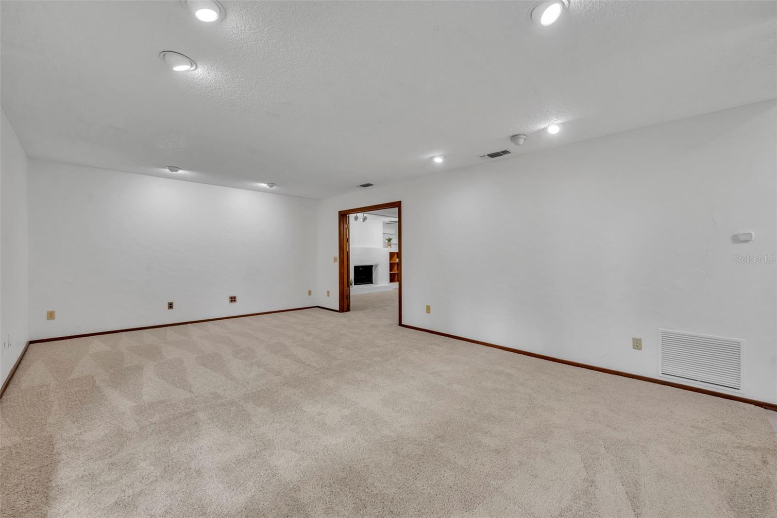 1001 VERSAILLES CT, MAITLAND, FL, 32751