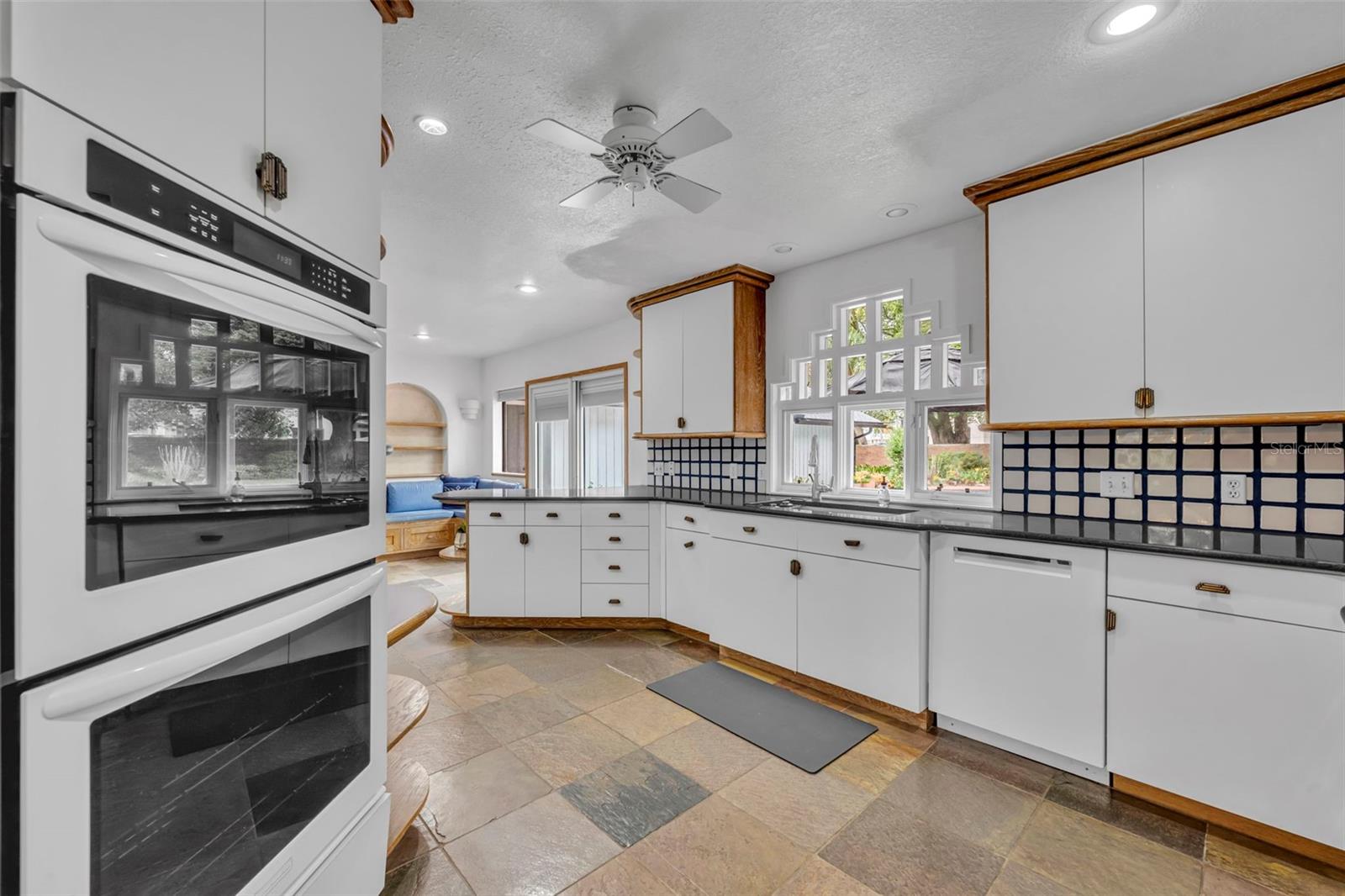 1001 VERSAILLES CT, MAITLAND, FL, 32751