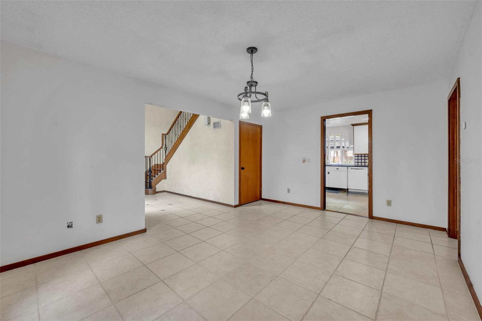 1001 VERSAILLES CT, MAITLAND, FL, 32751