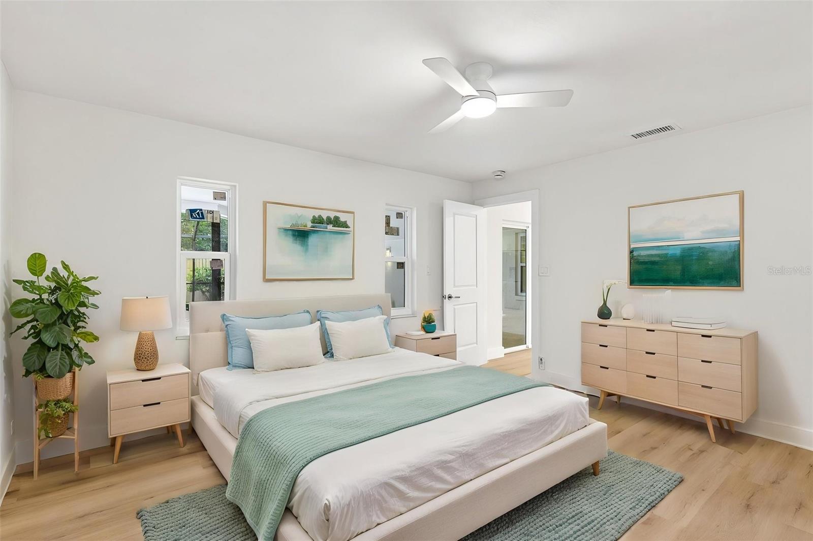 3041 OAK COVE DR, CLEARWATER, FL, 33759
