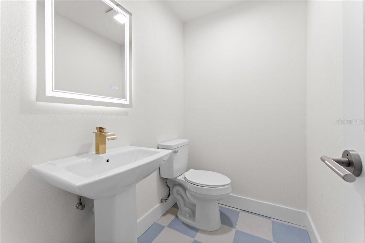 3041 OAK COVE DR, CLEARWATER, FL, 33759