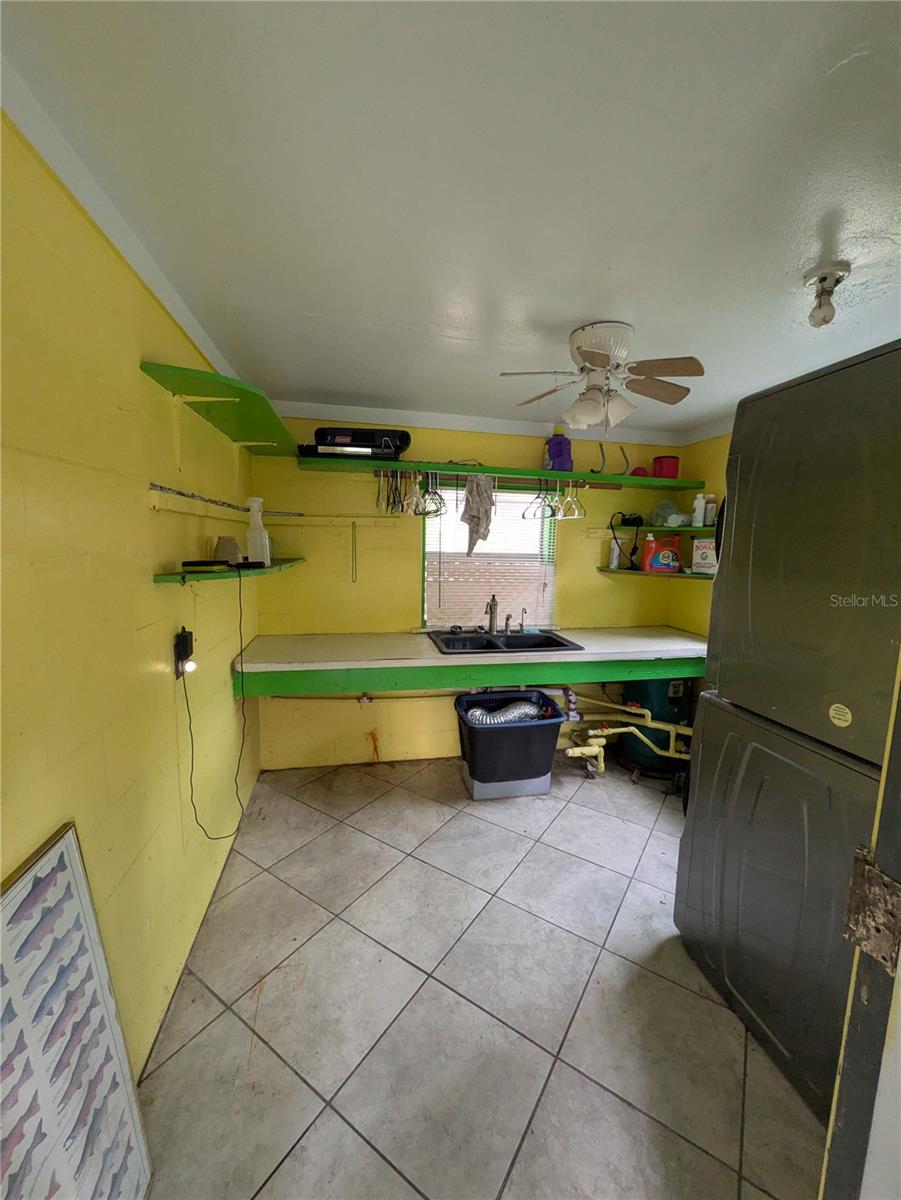 2007 E RAMPART ST, TAMPA, FL, 33604