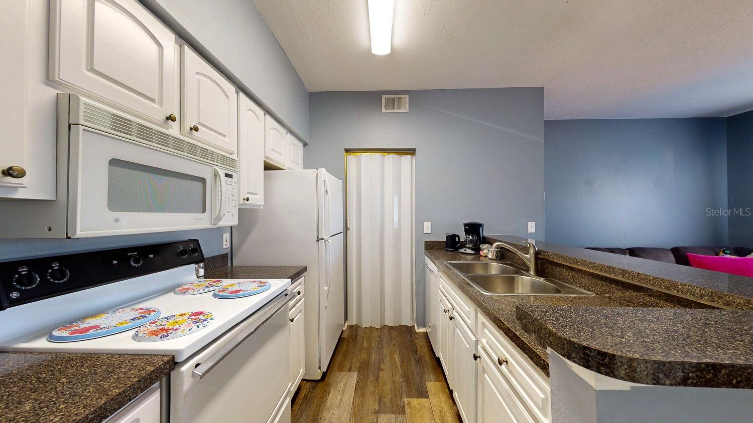 10764 70TH AVE #2208, SEMINOLE, FL, 33772