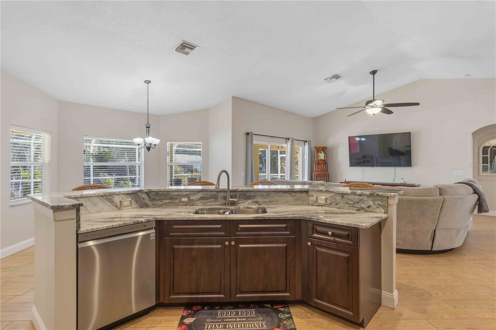 18204 ACKERMAN AVE, PORT CHARLOTTE, FL, 33948