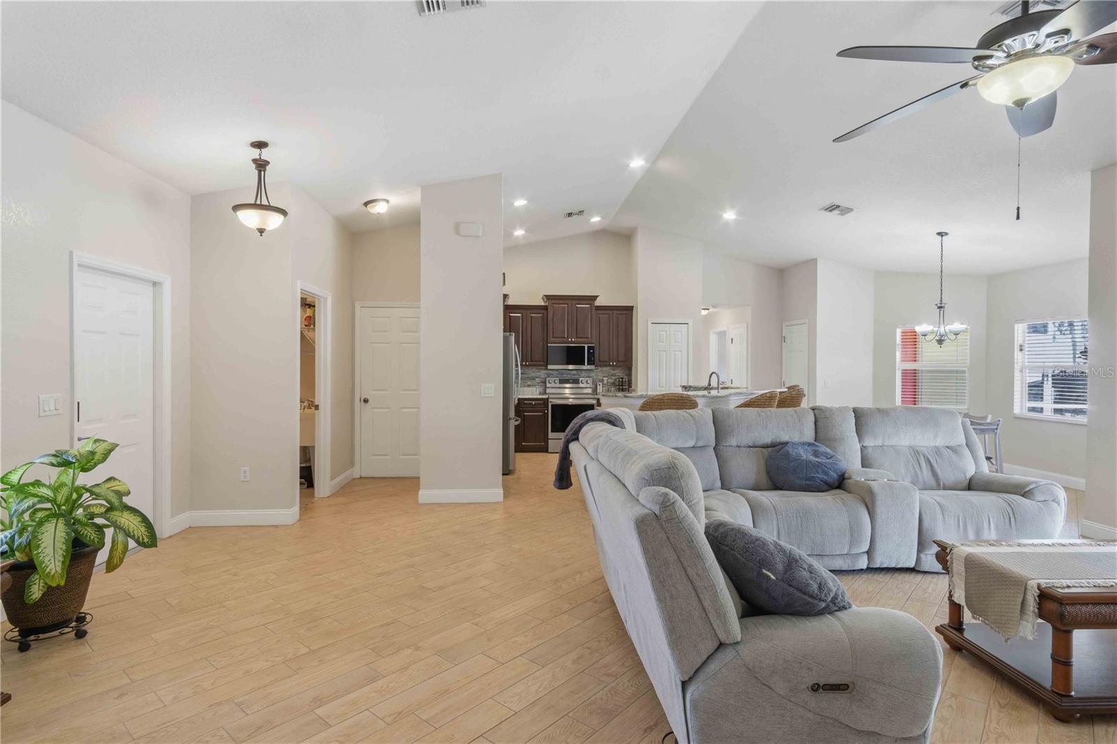 18204 ACKERMAN AVE, PORT CHARLOTTE, FL, 33948