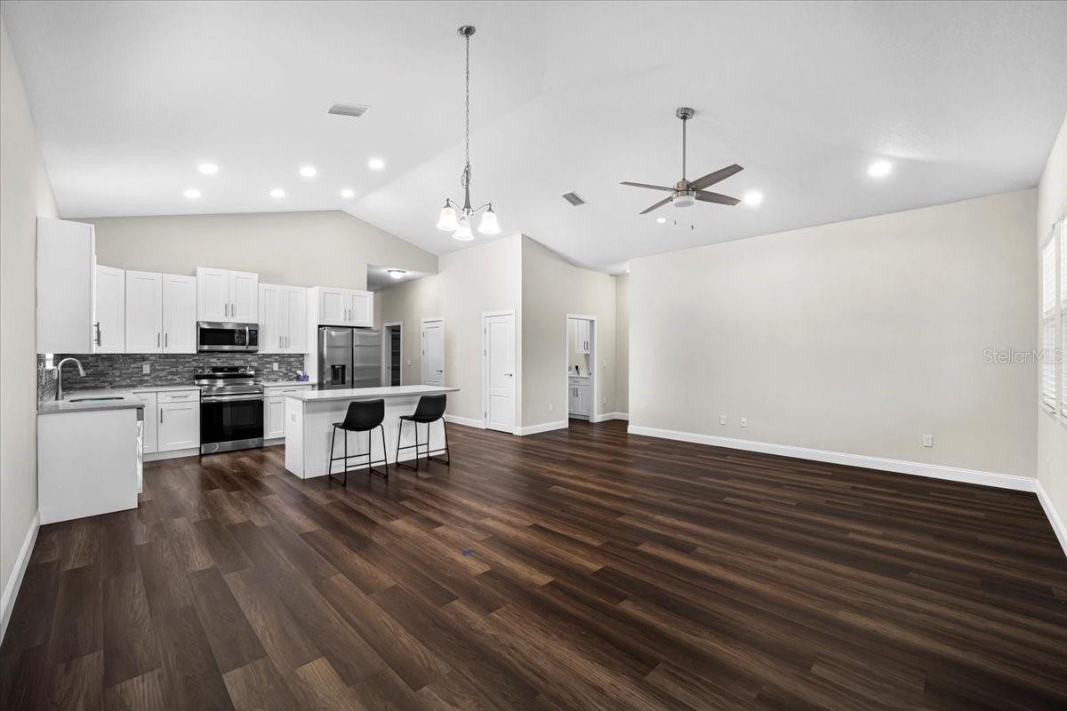 11 GREEN CIR, PALM COAST, FL, 32164