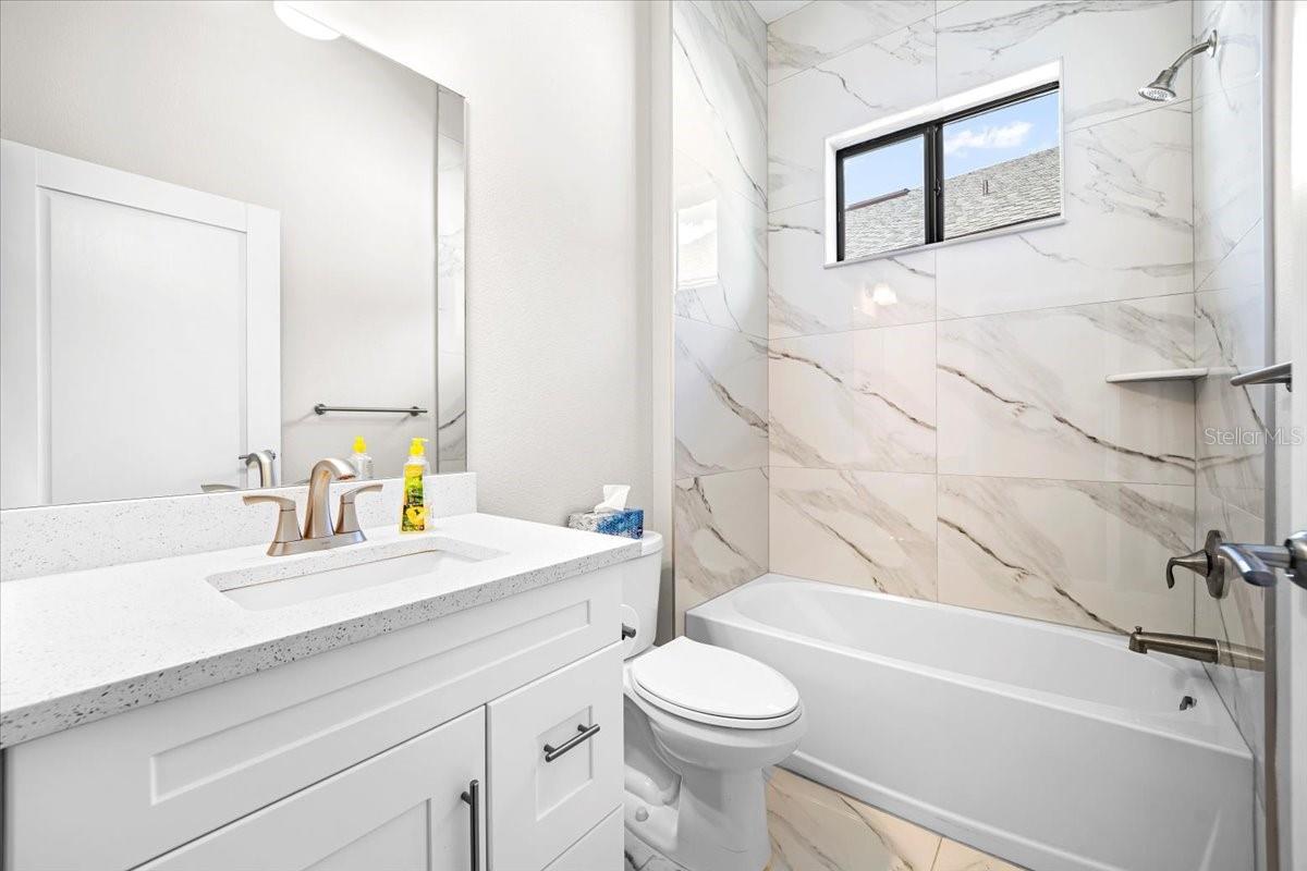 11 GREEN CIR, PALM COAST, FL, 32164