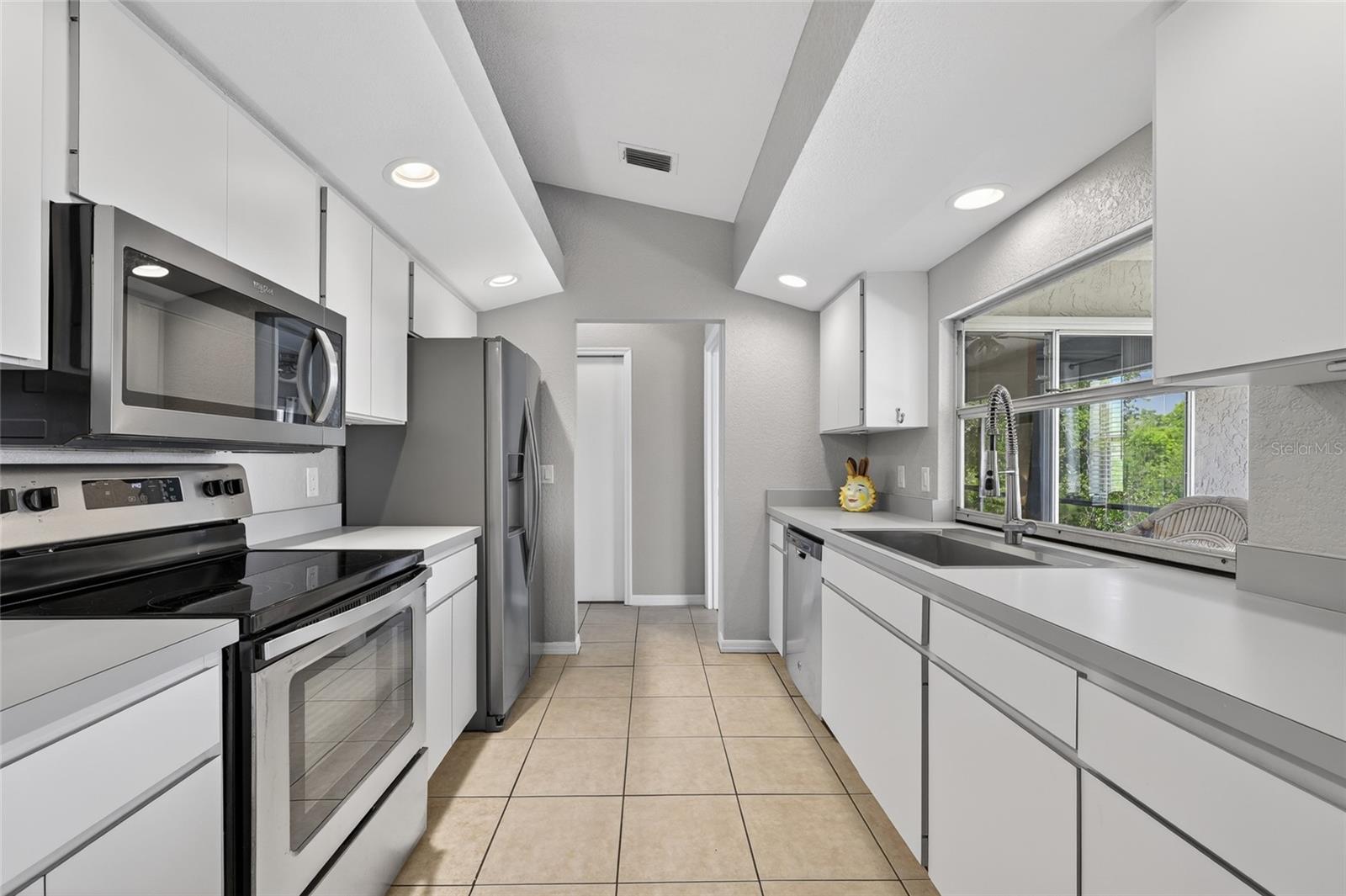 3000 BANYAN WAY, PUNTA GORDA, FL, 33950