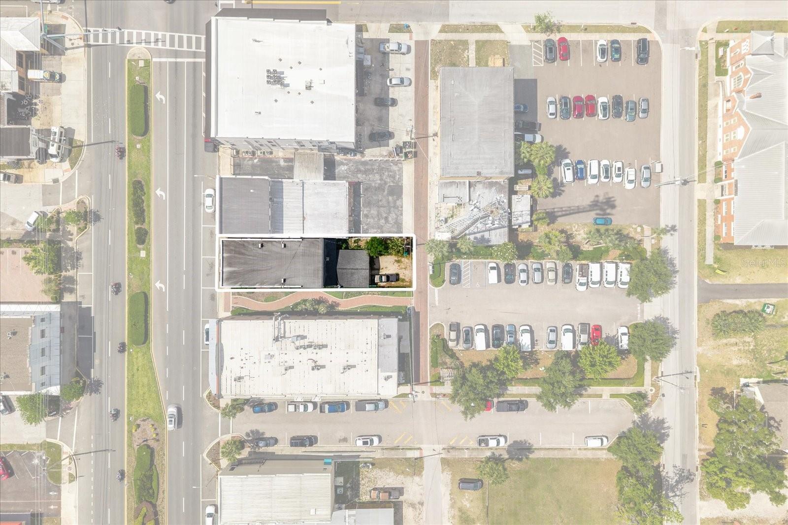 61 N CENTRAL AVE, UMATILLA, FL, 32784