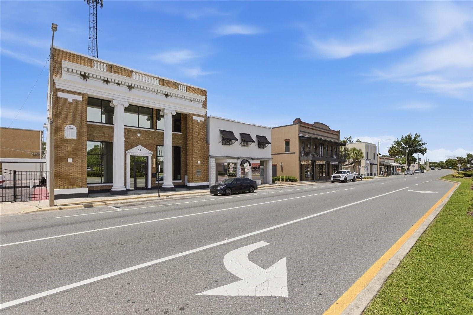 61 N CENTRAL AVE, UMATILLA, FL, 32784