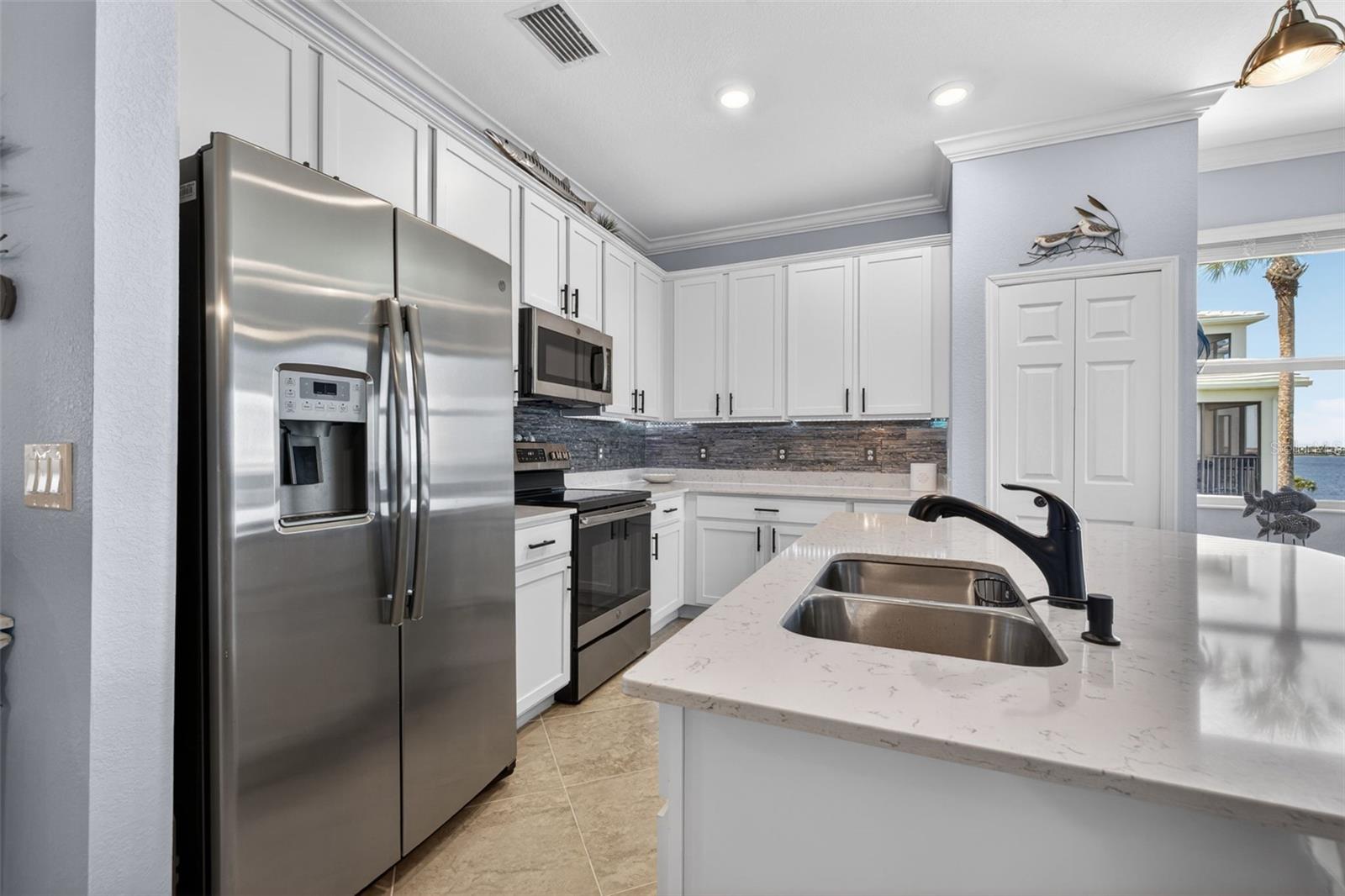 1020 TIDEWATER SHORES LOOP #301, BRADENTON, FL, 34208