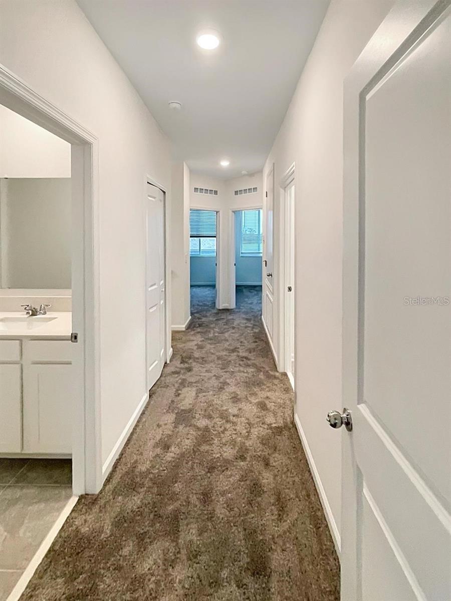 218 NINE IRON DR, DAVENPORT, FL, 33896