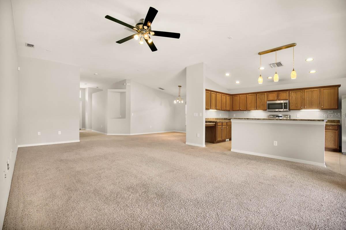 6415 BRIDGECREST DR, LITHIA, FL, 33547