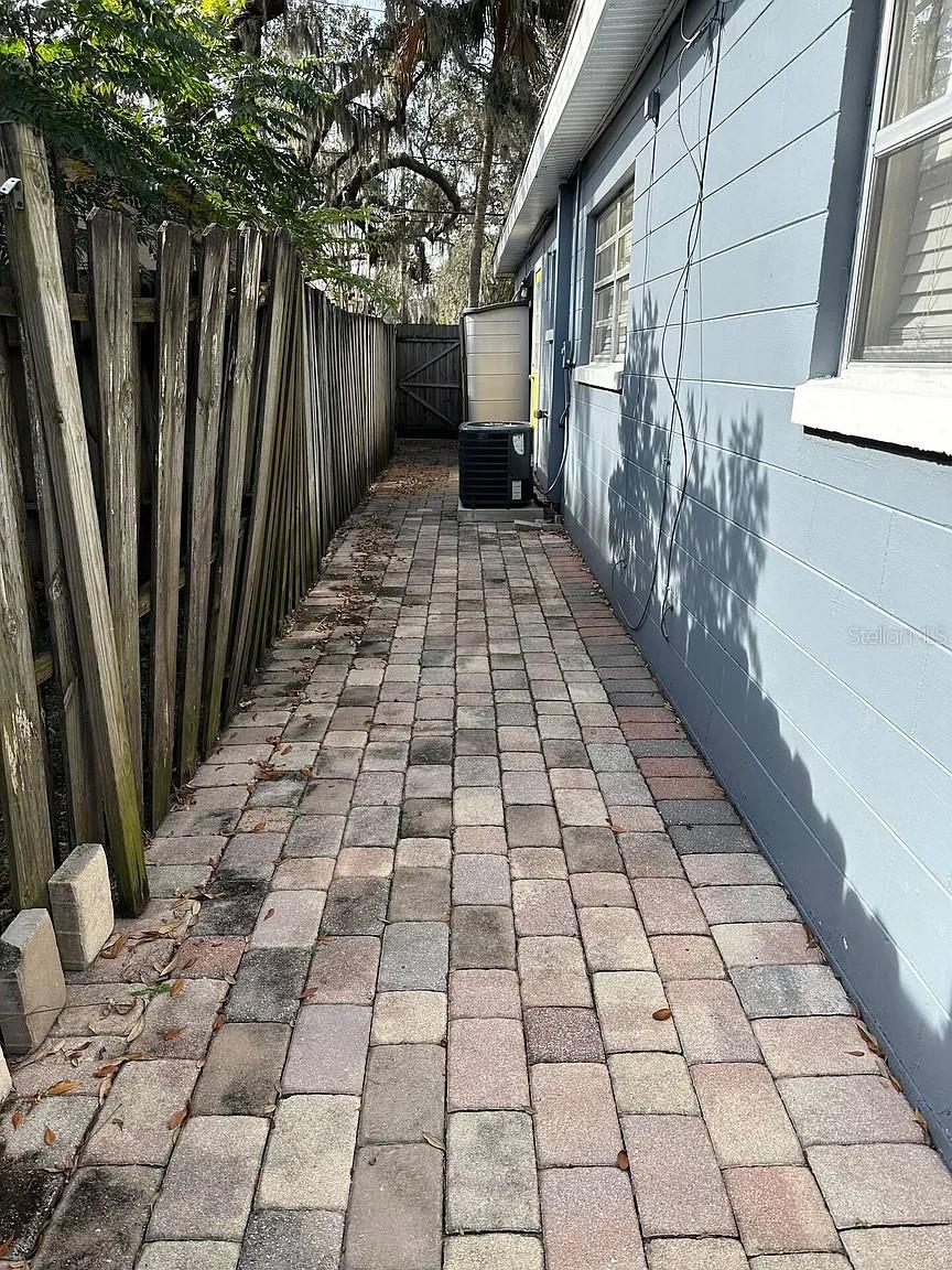 313 S LAWSONA BLVD, ORLANDO, FL, 32801