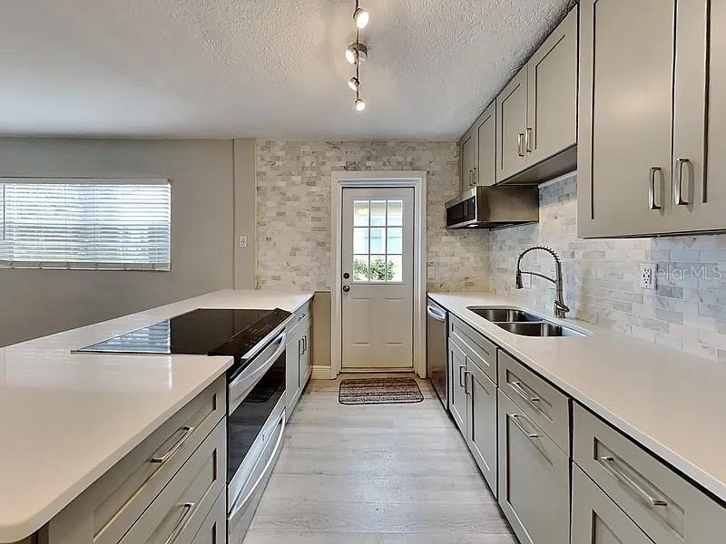 313 S LAWSONA BLVD, ORLANDO, FL, 32801