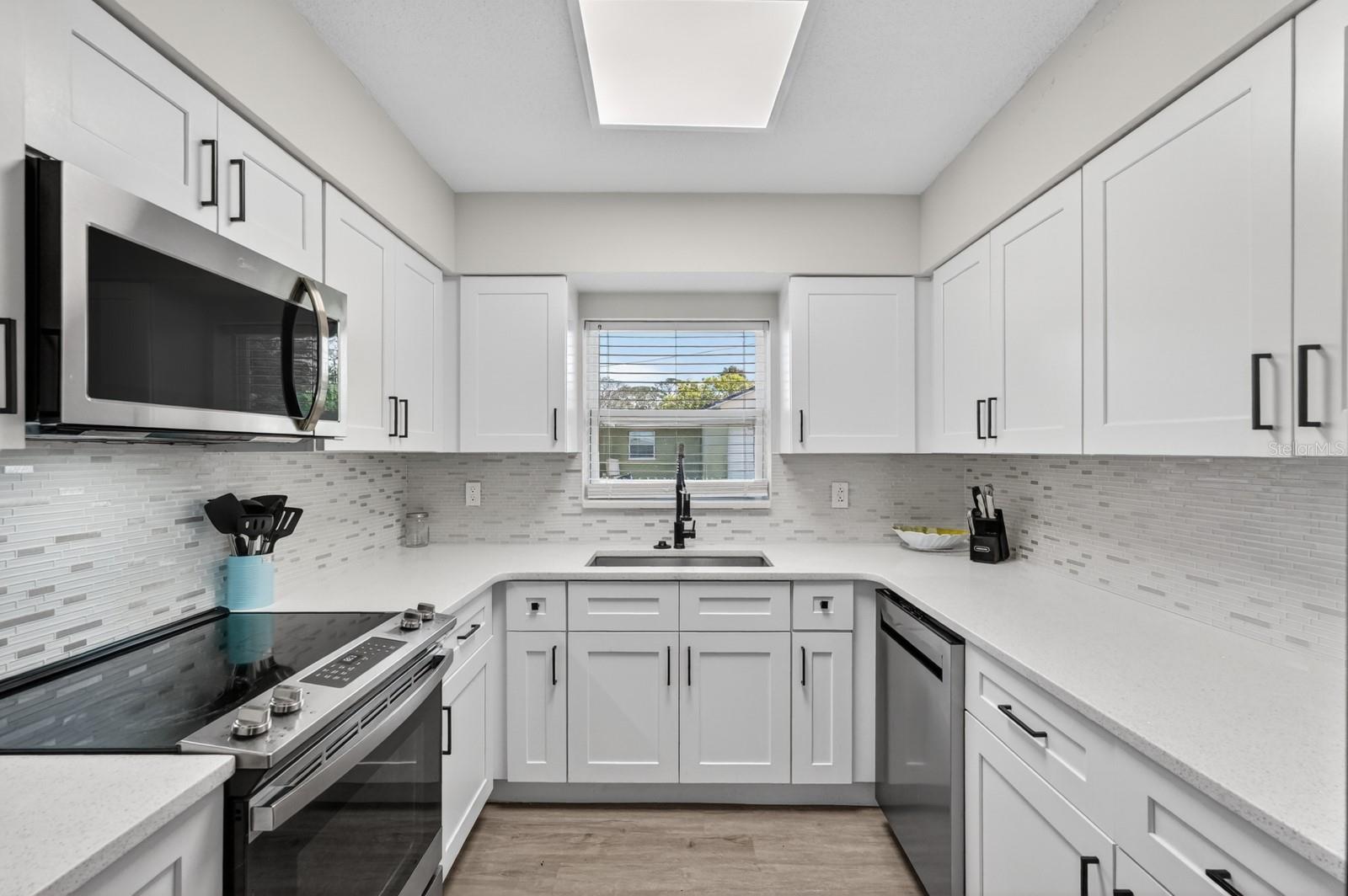 1030 ALICE DR, DAYTONA BEACH, FL, 32117