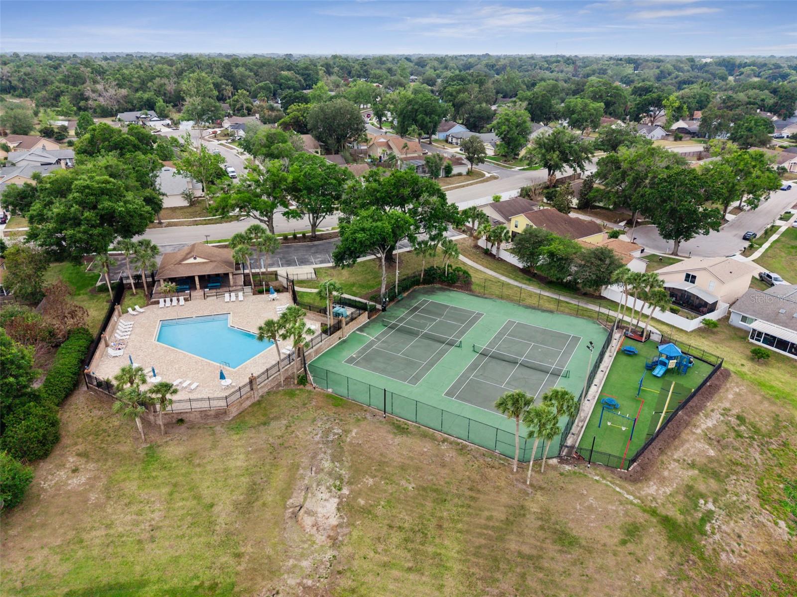 1073 BENT WAY CT, APOPKA, FL, 32703