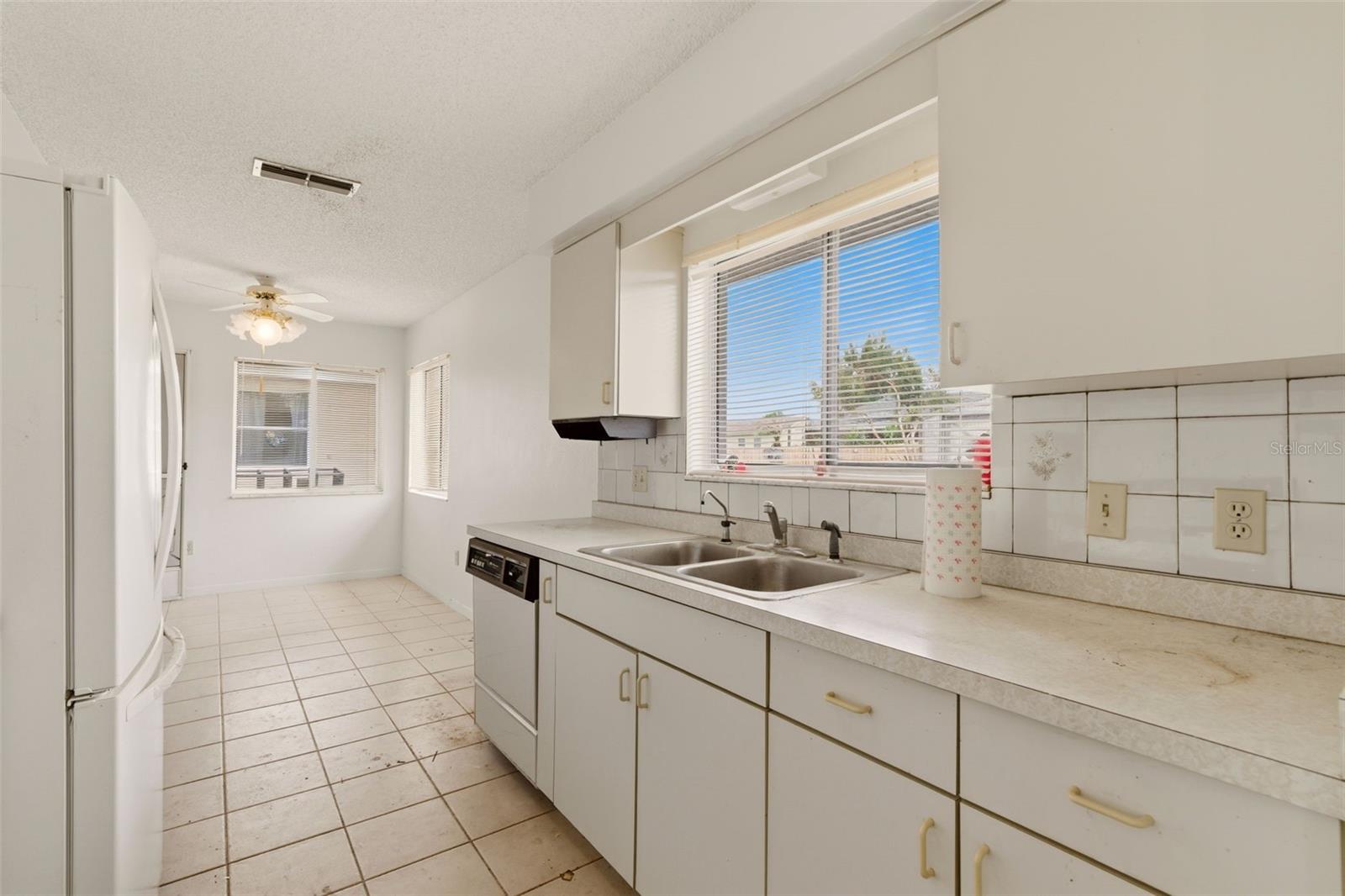 1952 KIRKWOOD ST, DELTONA, FL, 32738