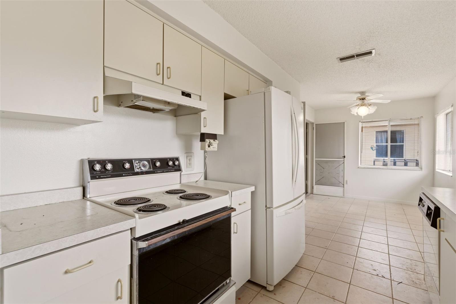 1952 KIRKWOOD ST, DELTONA, FL, 32738