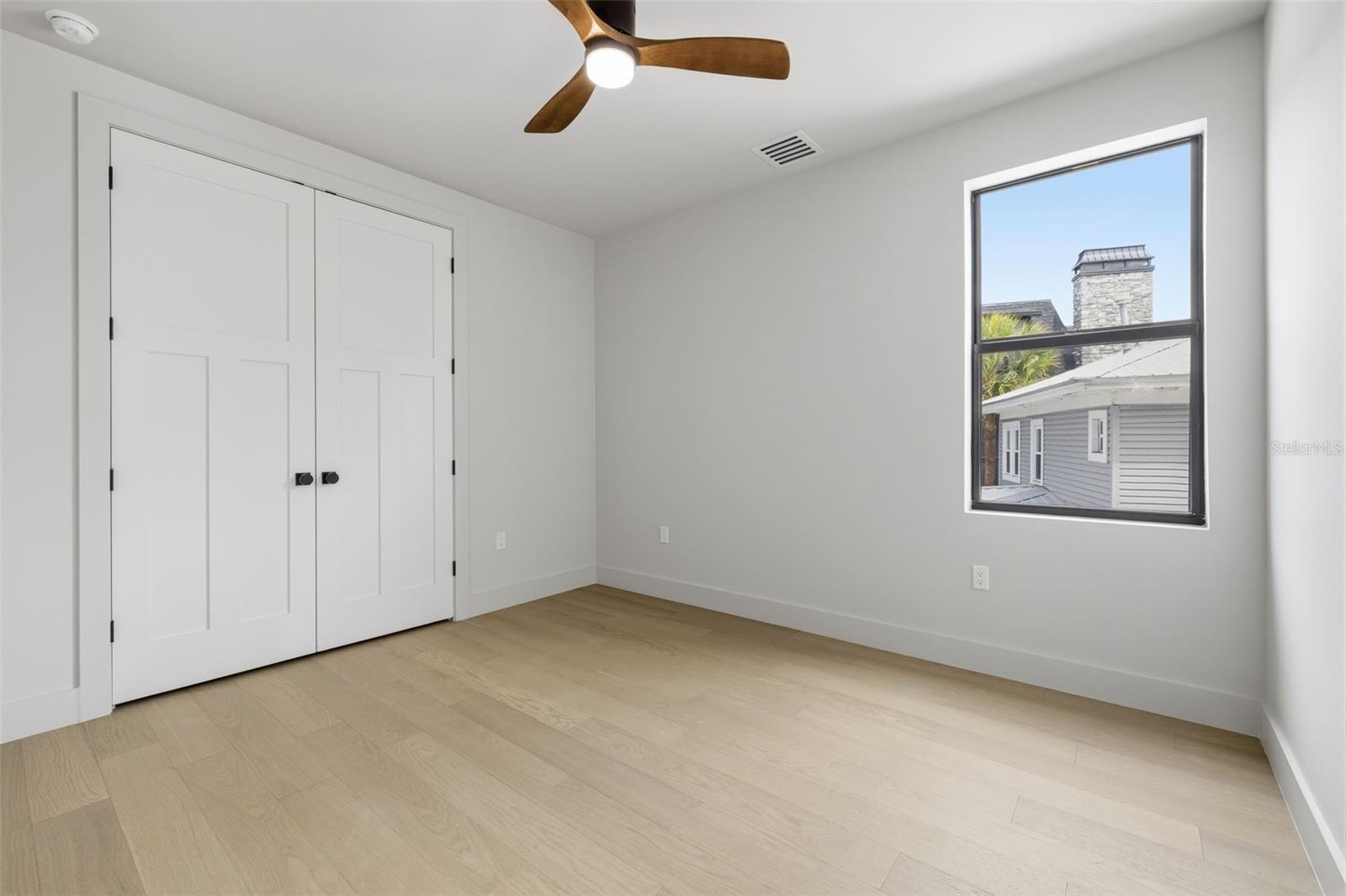 2301 N RIDGEWOOD AVE, TAMPA, FL, 33602