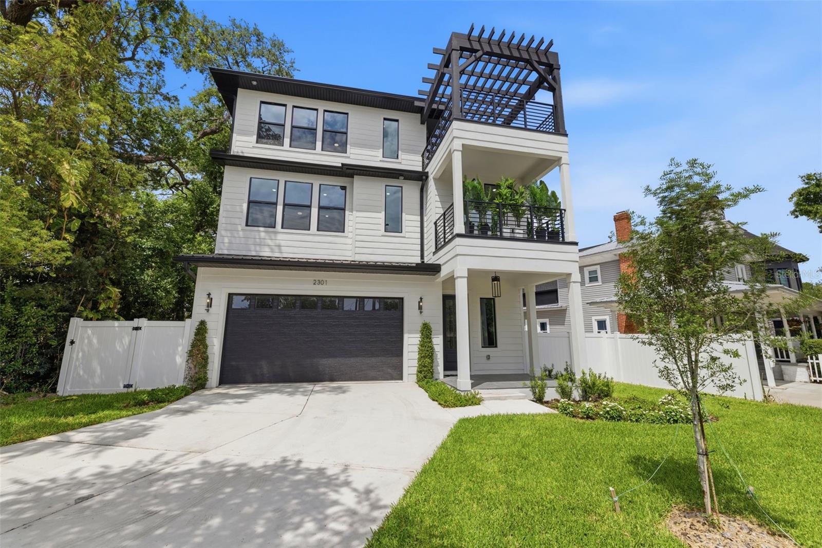 2301 N RIDGEWOOD AVE, TAMPA, FL, 33602