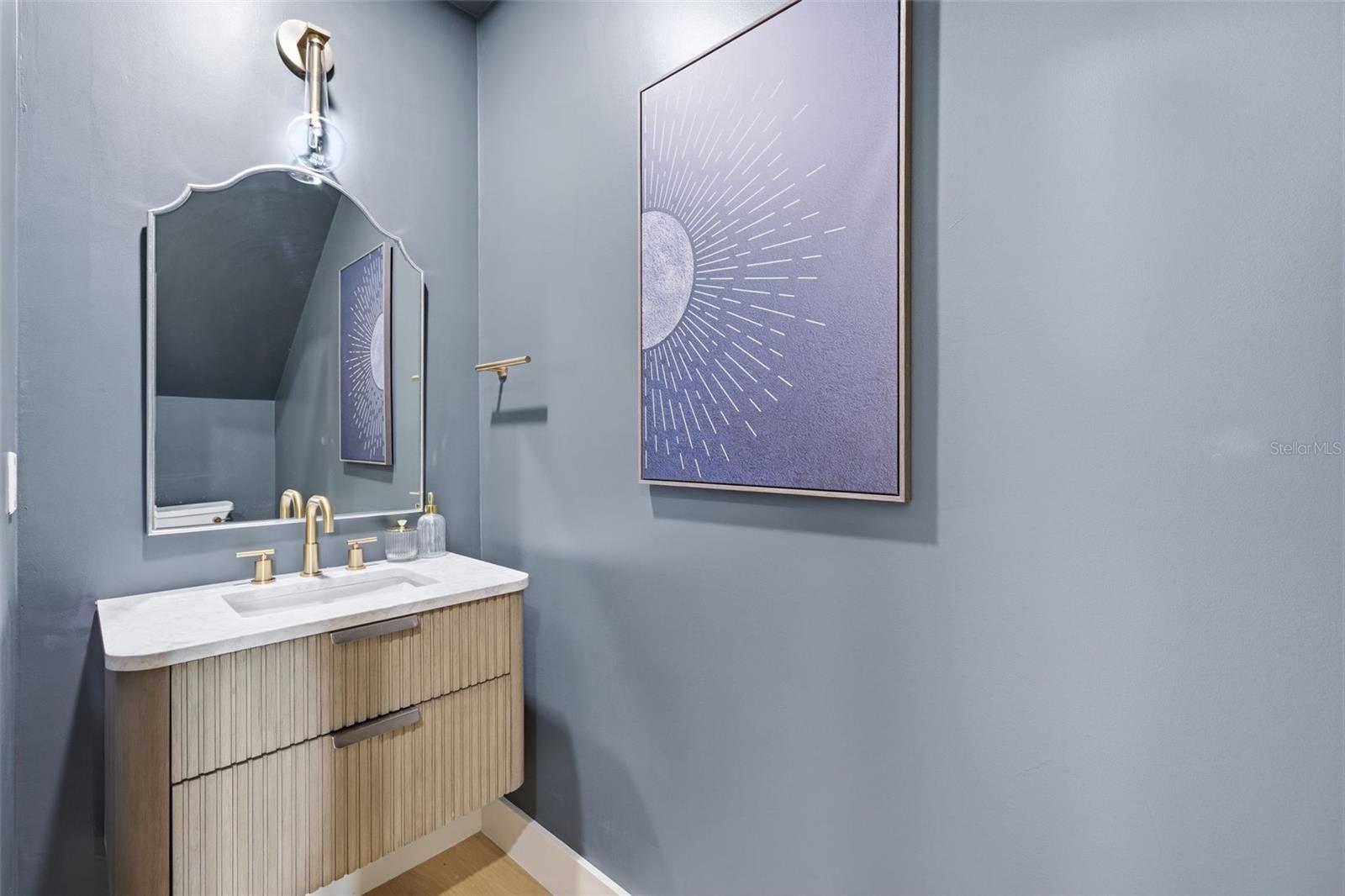 2301 N RIDGEWOOD AVE, TAMPA, FL, 33602