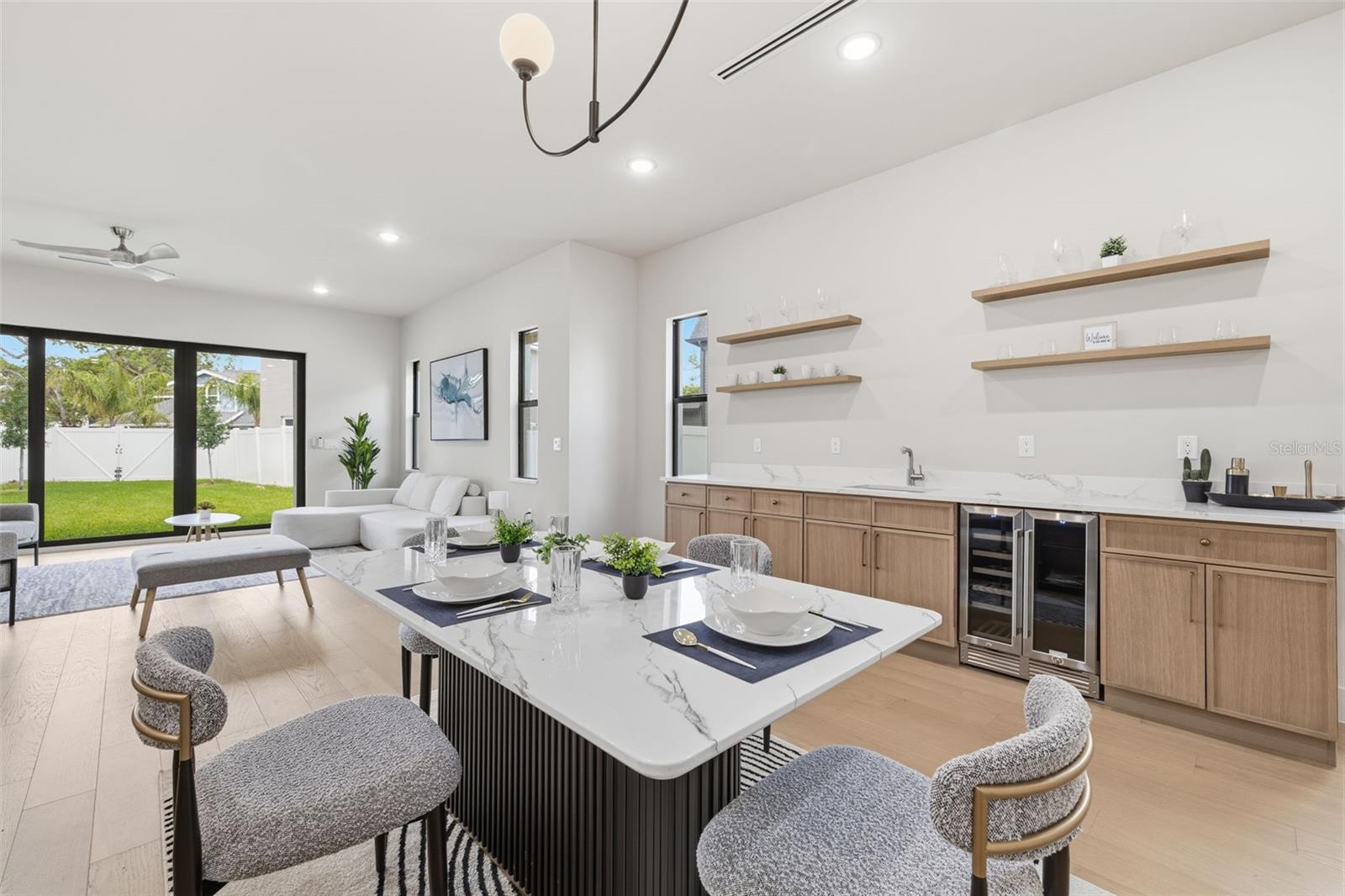 2301 N RIDGEWOOD AVE, TAMPA, FL, 33602