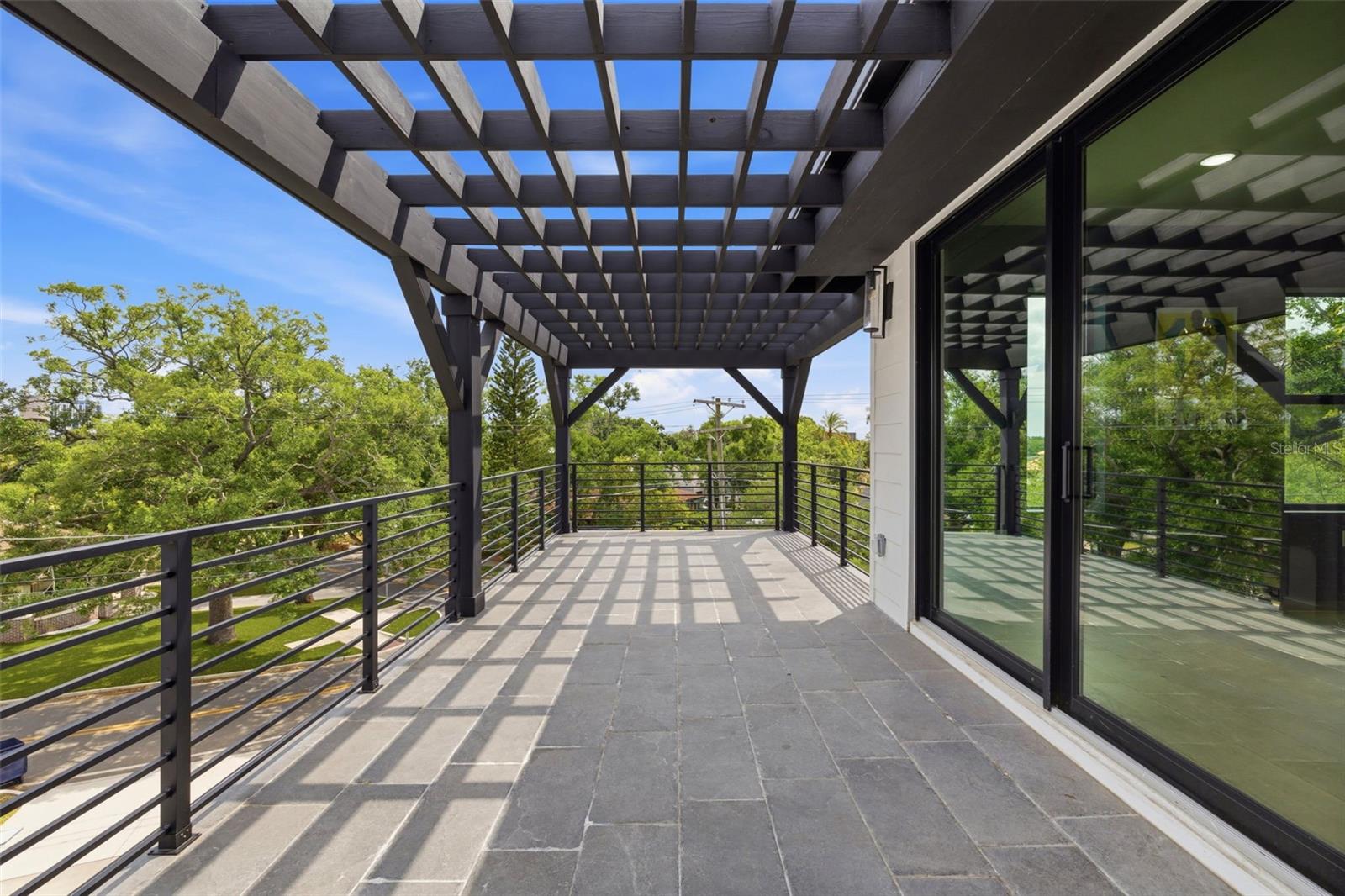 2301 N RIDGEWOOD AVE, TAMPA, FL, 33602