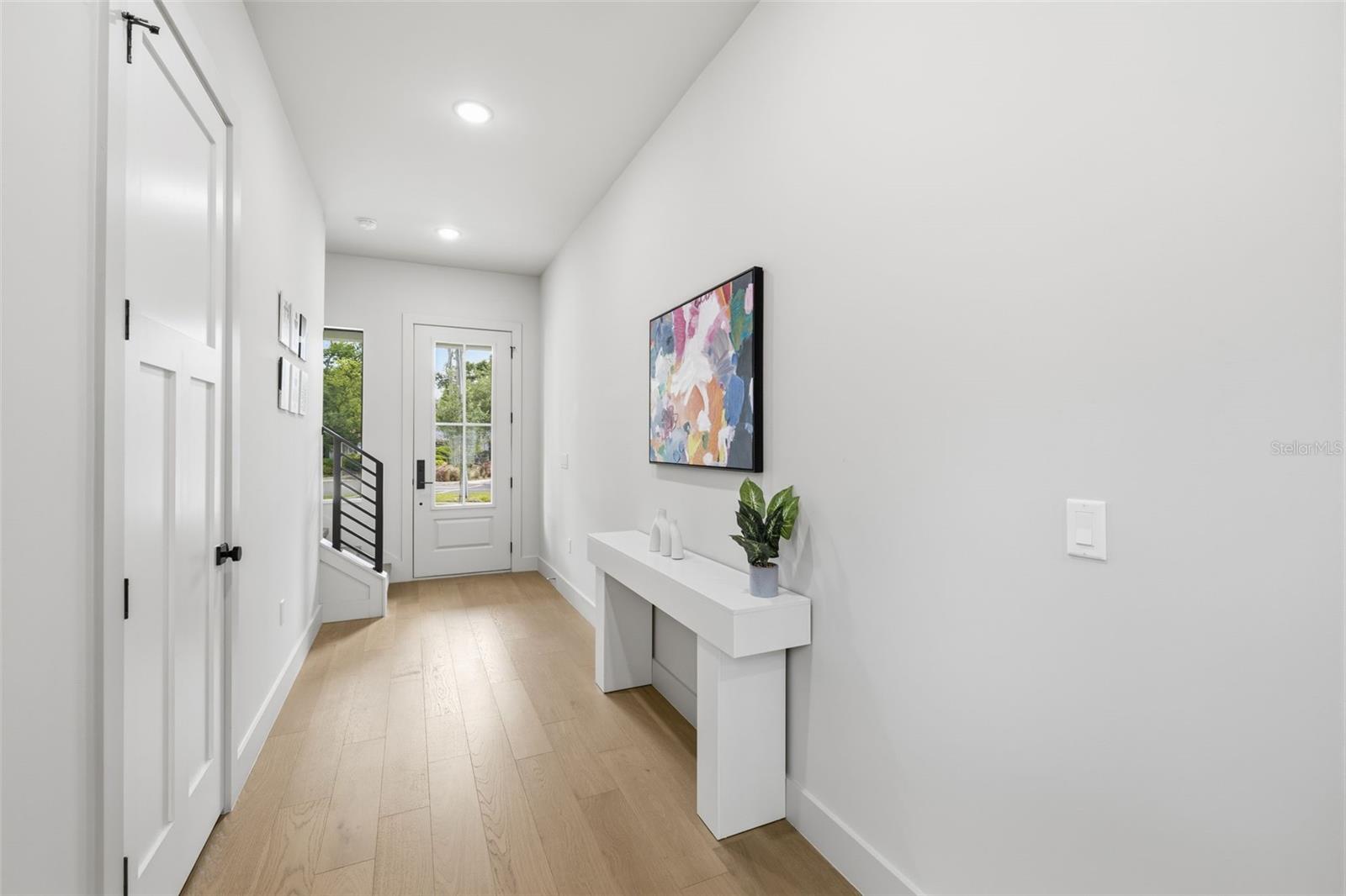 2301 N RIDGEWOOD AVE, TAMPA, FL, 33602