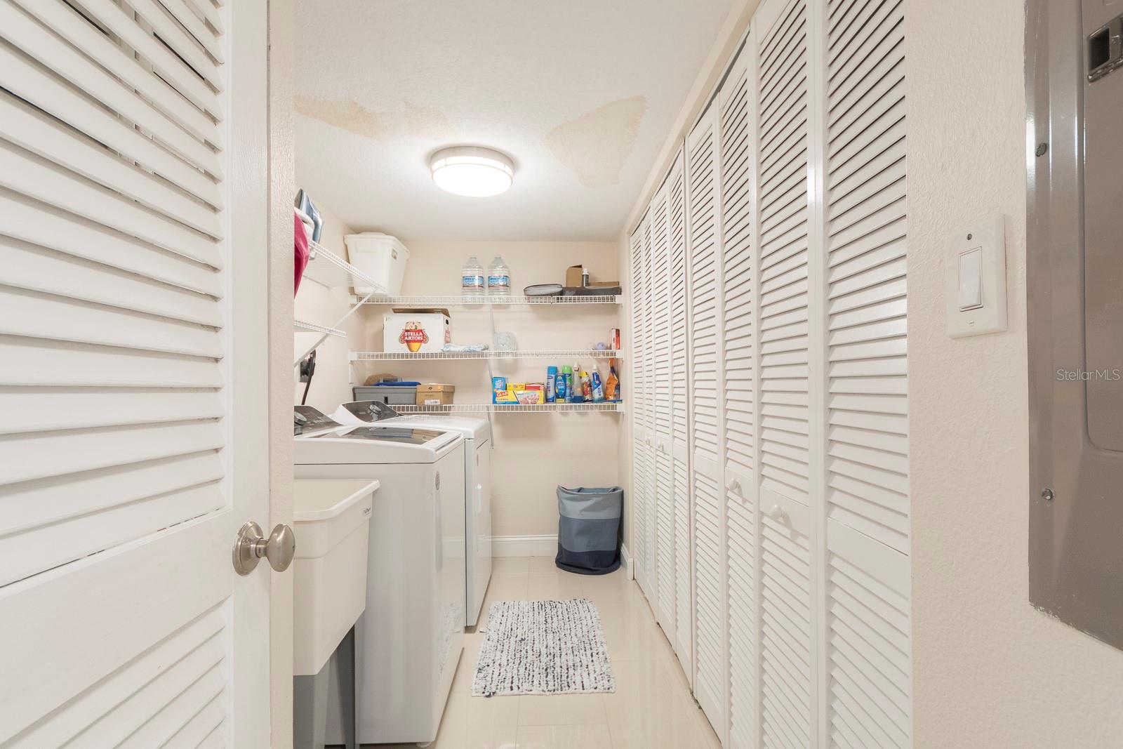 1390 GULF BLVD #1203, CLEARWATER BEACH, FL, 33767