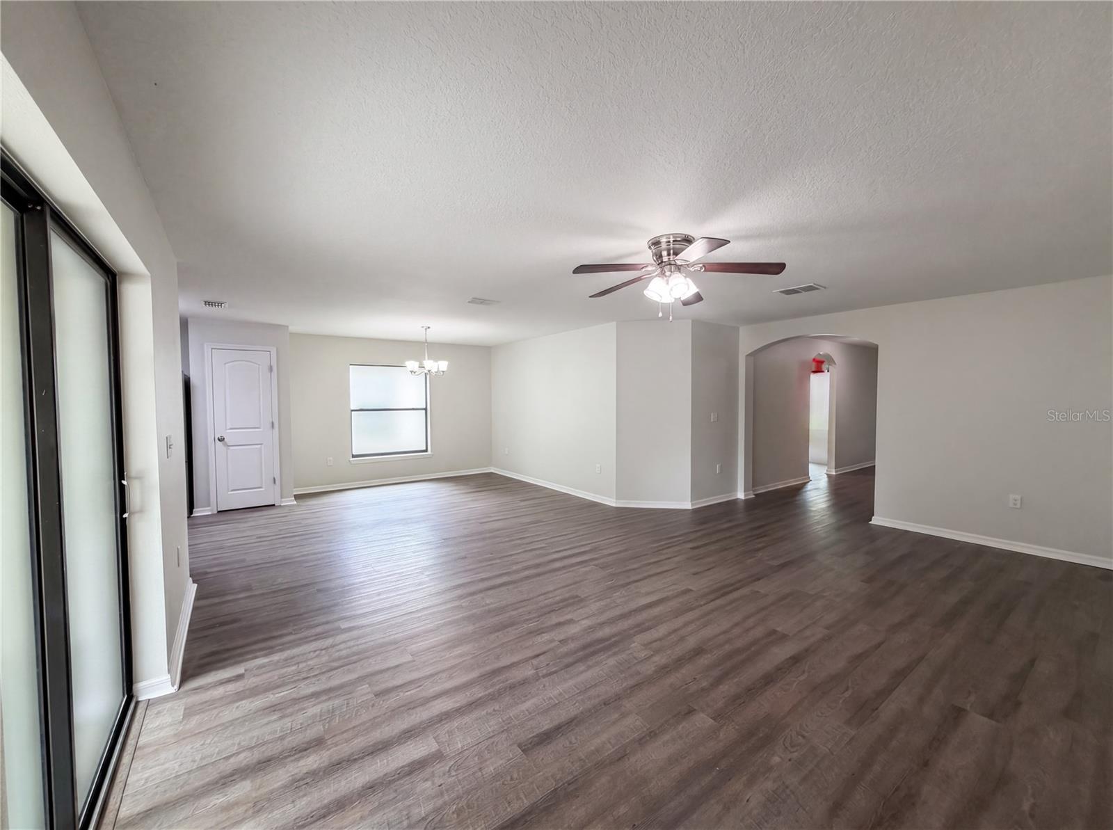 2440 BRACKNELL FOREST TRL, TAVARES, FL, 32778