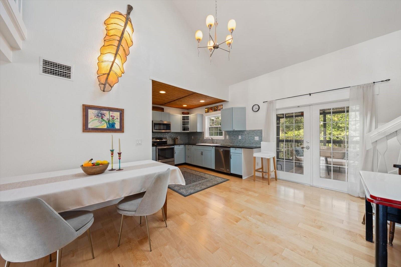 236 SHORE DR, PALM HARBOR, FL, 34683