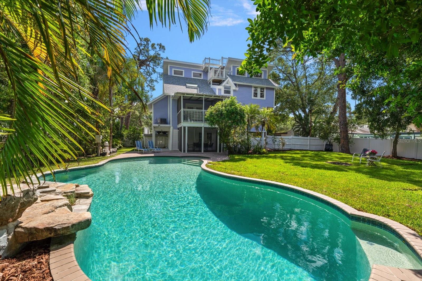 236 SHORE DR, PALM HARBOR, FL, 34683