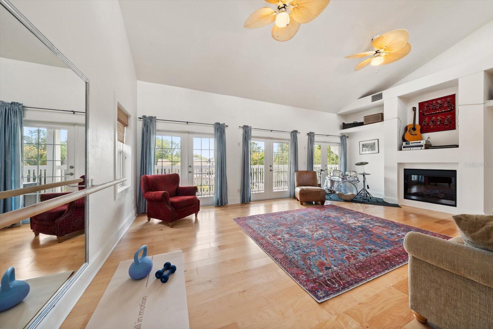 236 SHORE DR, PALM HARBOR, FL, 34683