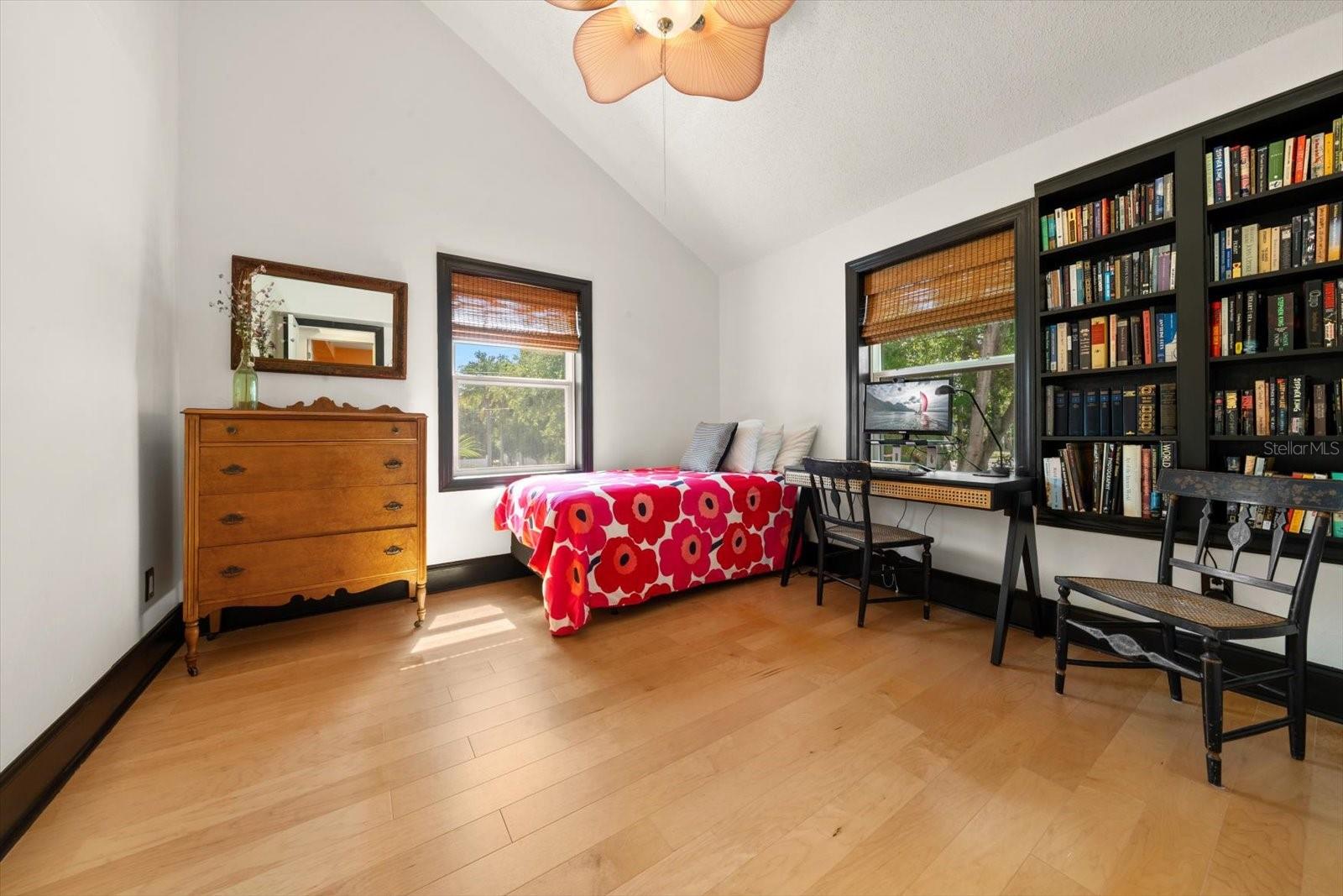 236 SHORE DR, PALM HARBOR, FL, 34683