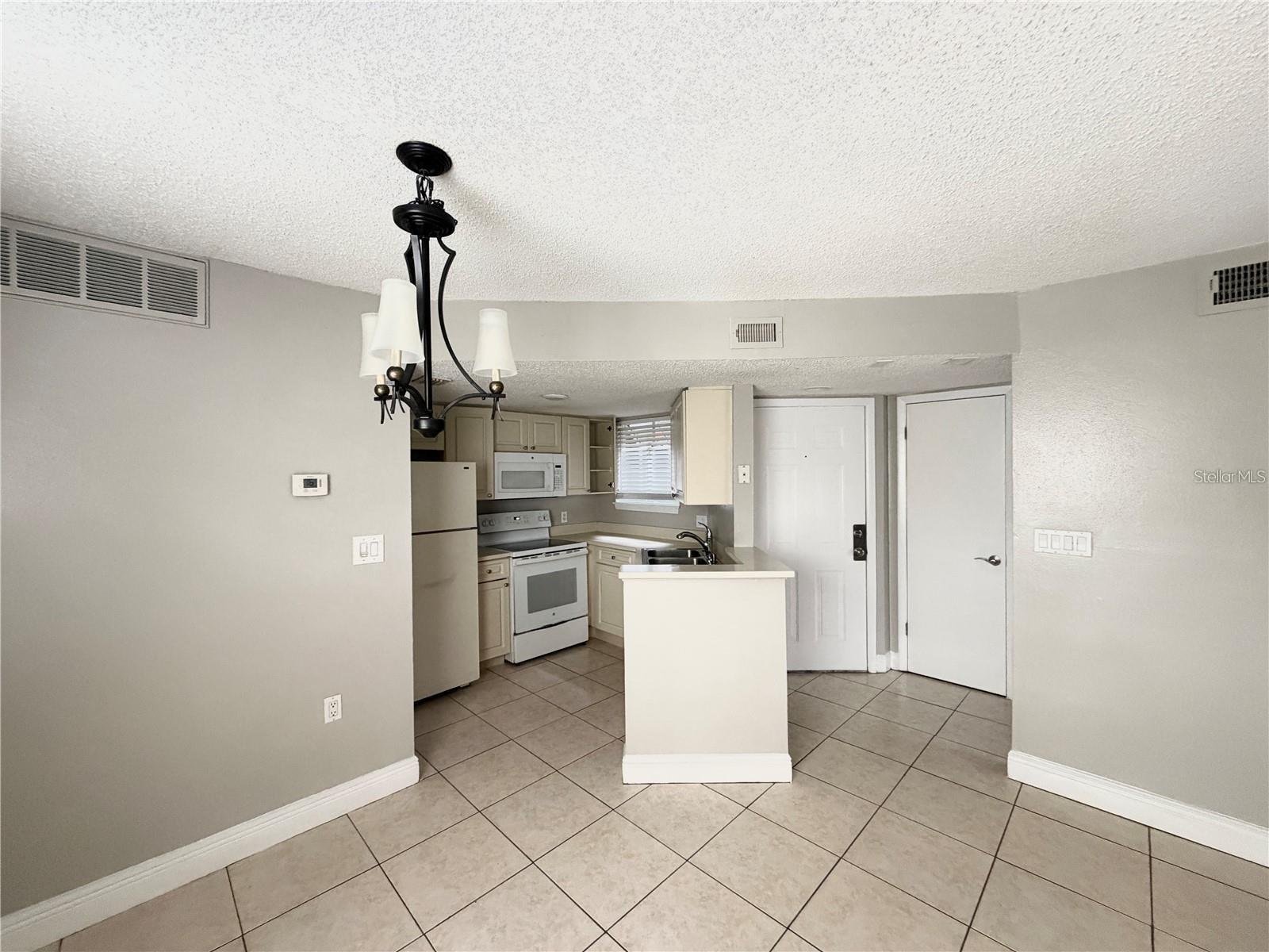 1908 LAKE ATRIUMS CIR #15, ORLANDO, FL, 32839