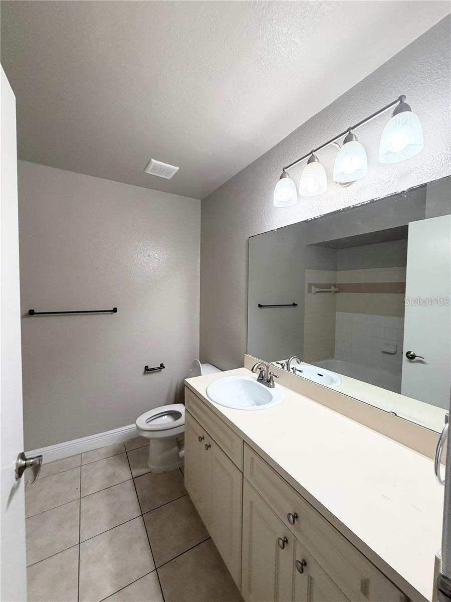1908 LAKE ATRIUMS CIR #15, ORLANDO, FL, 32839