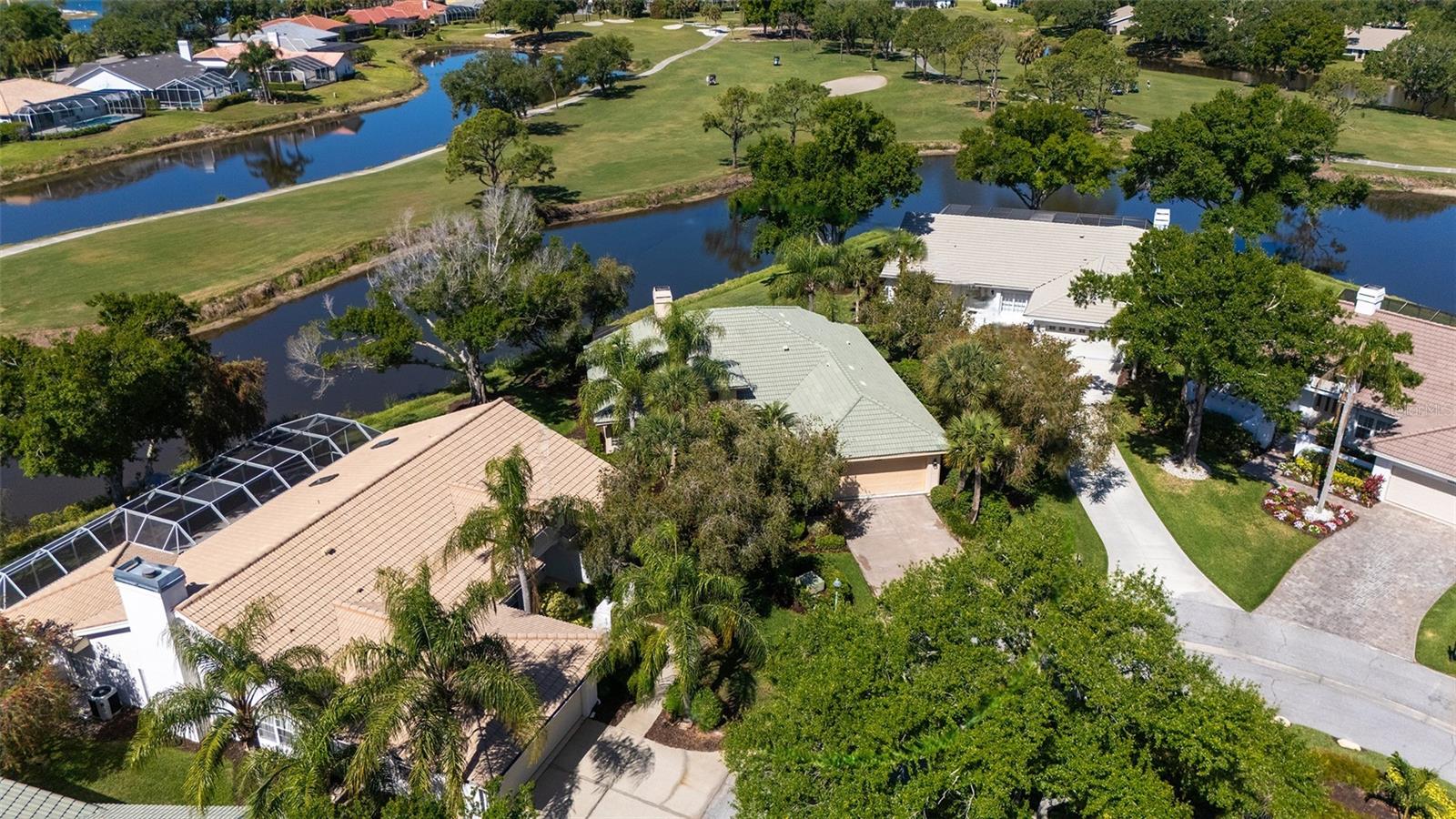 2869 SANDRINGHAM PL, SARASOTA, FL, 34235