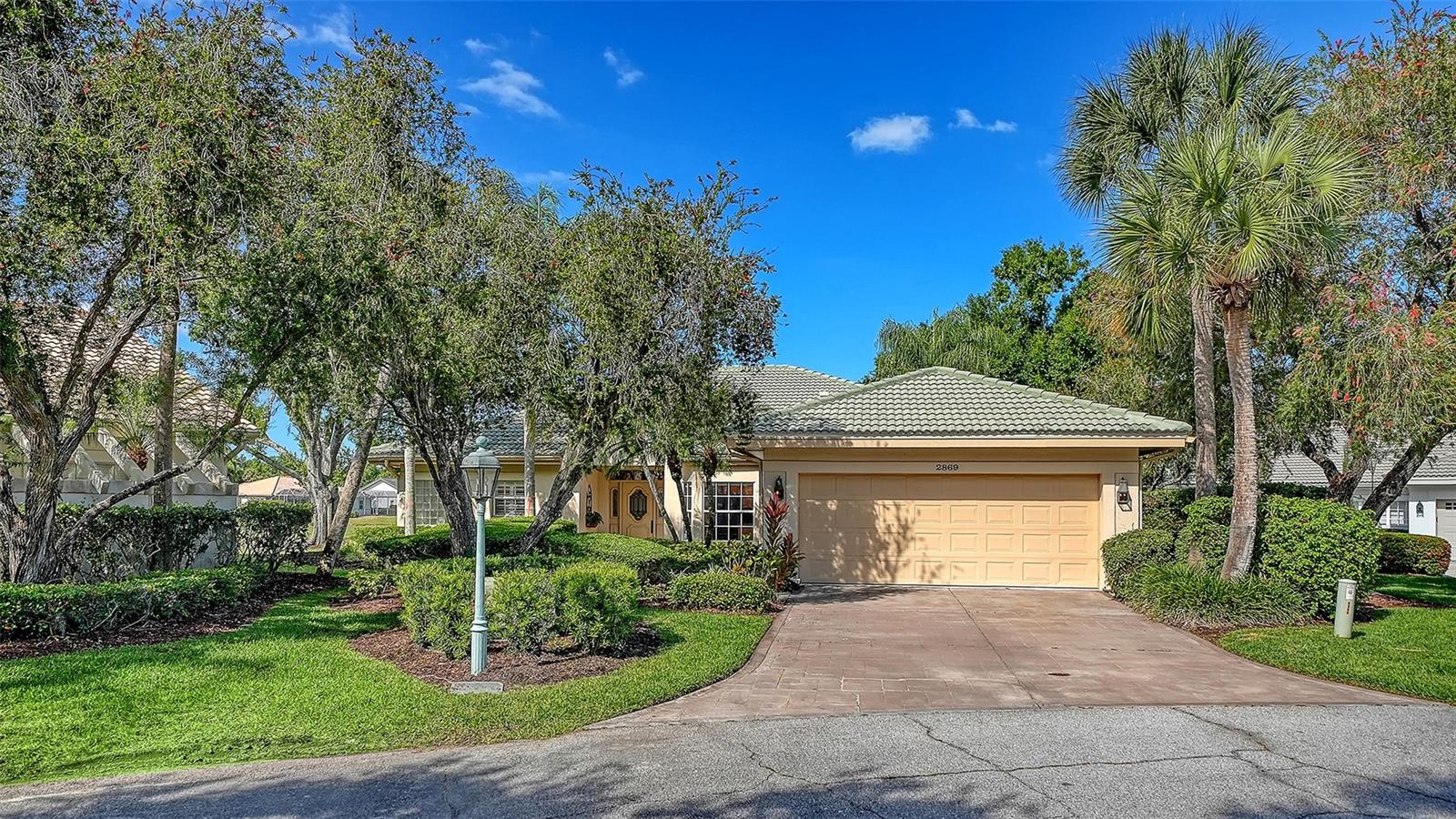 2869 SANDRINGHAM PL, SARASOTA, FL, 34235