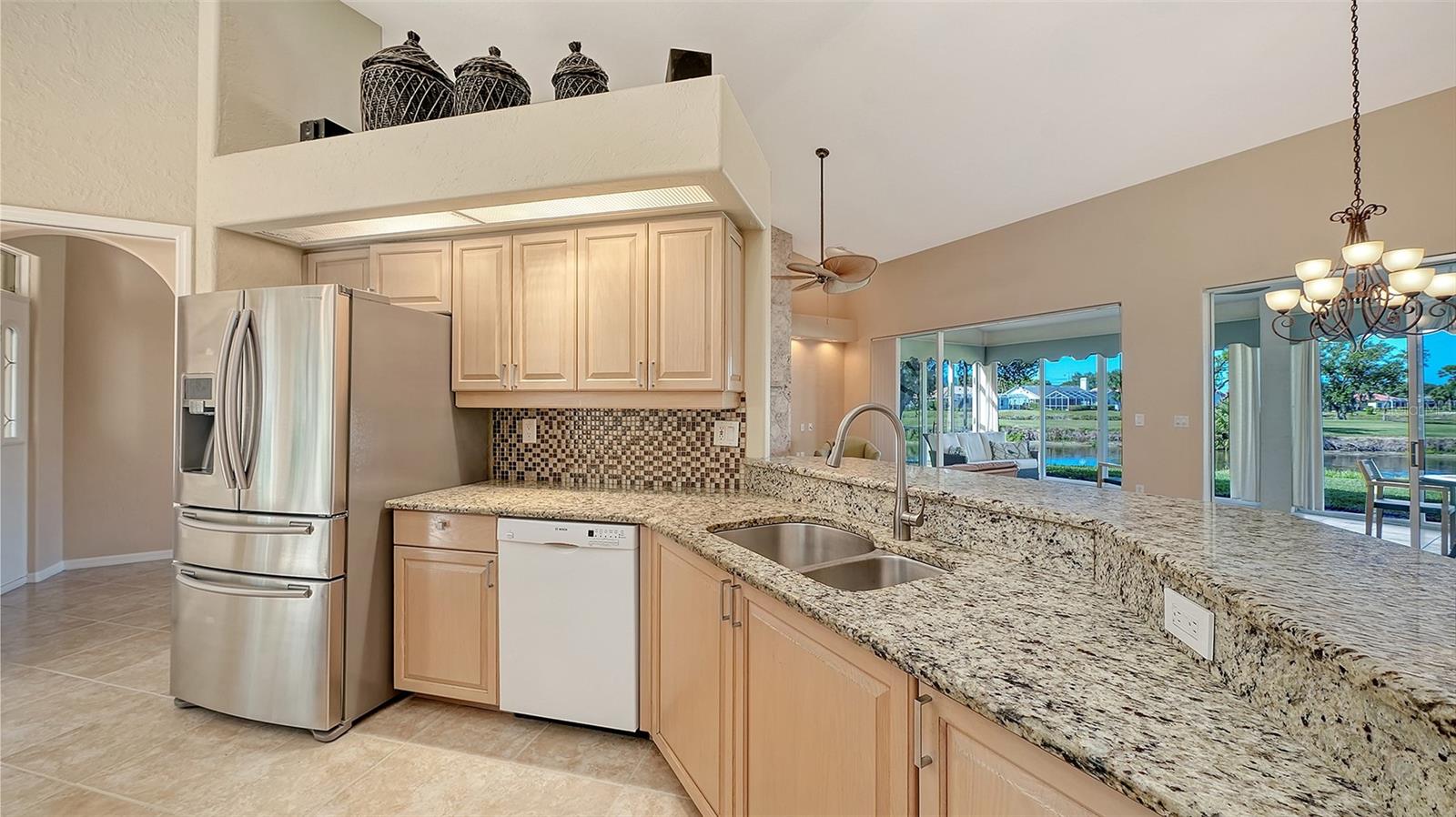 2869 SANDRINGHAM PL, SARASOTA, FL, 34235