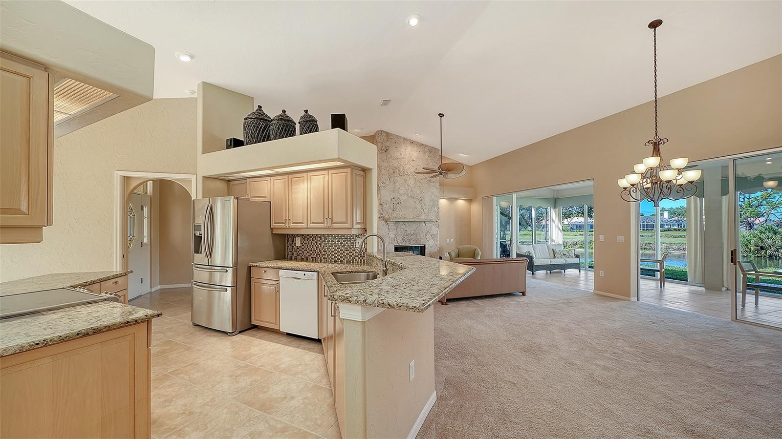 2869 SANDRINGHAM PL, SARASOTA, FL, 34235