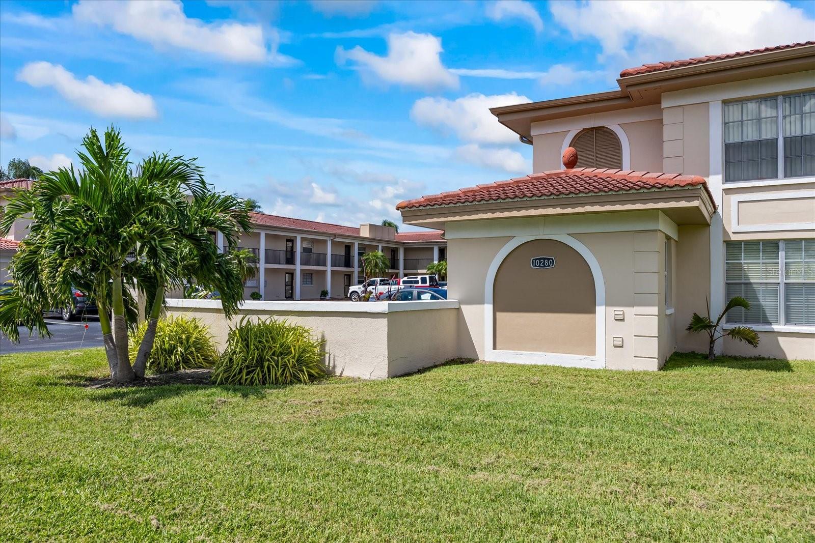 10280 IMPERIAL POINT DR W #21, LARGO, FL, 33774