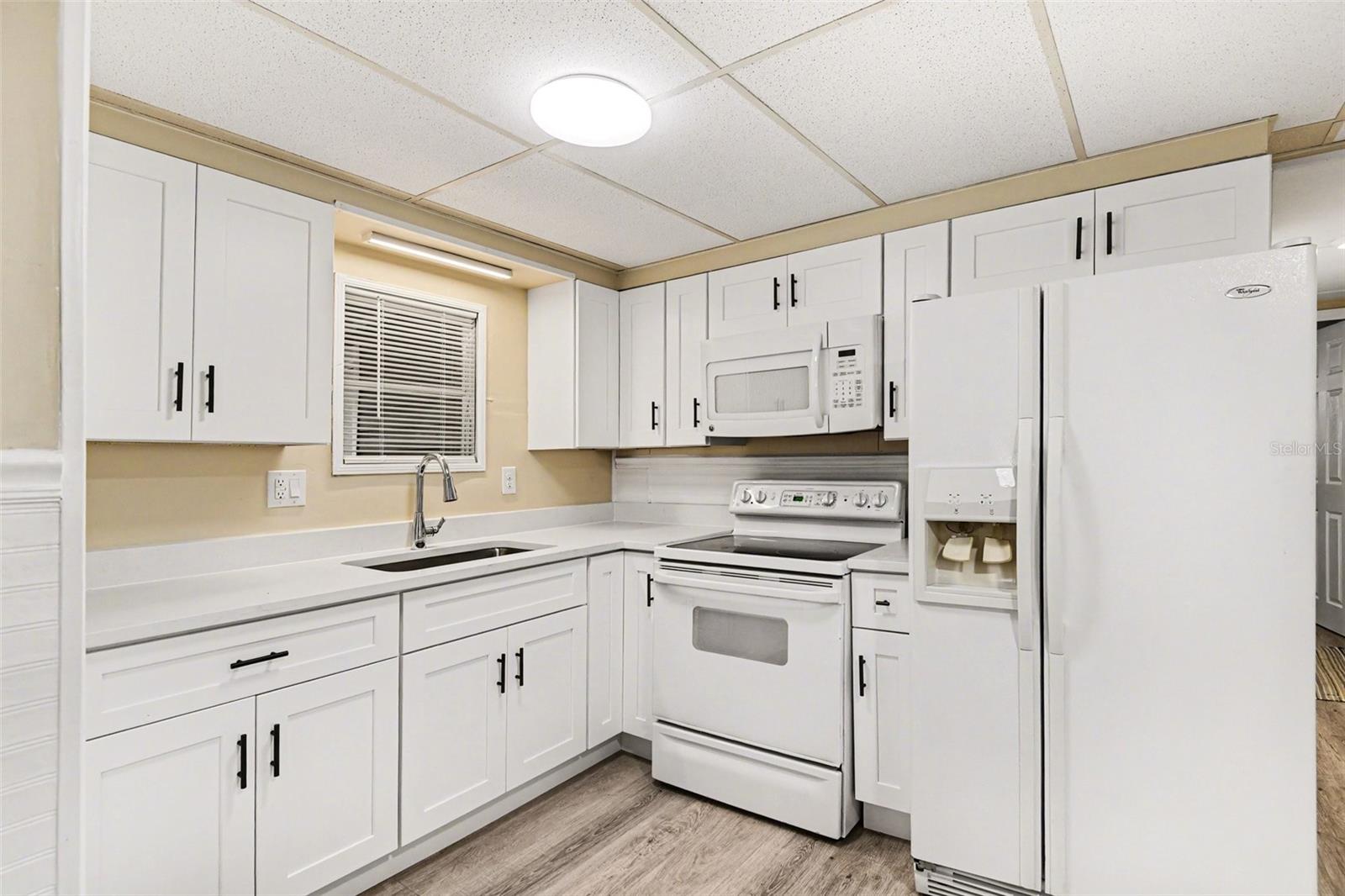 20 HOLLAND DR, PUNTA GORDA, FL, 33950