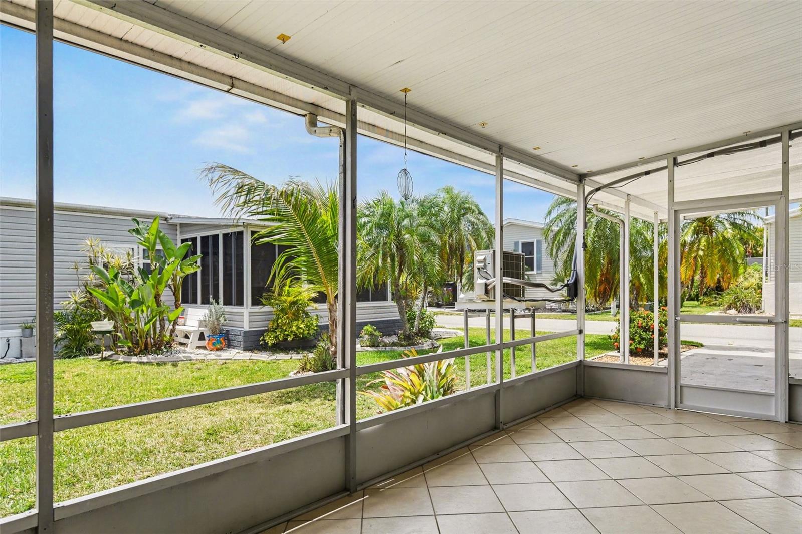 20 HOLLAND DR, PUNTA GORDA, FL, 33950