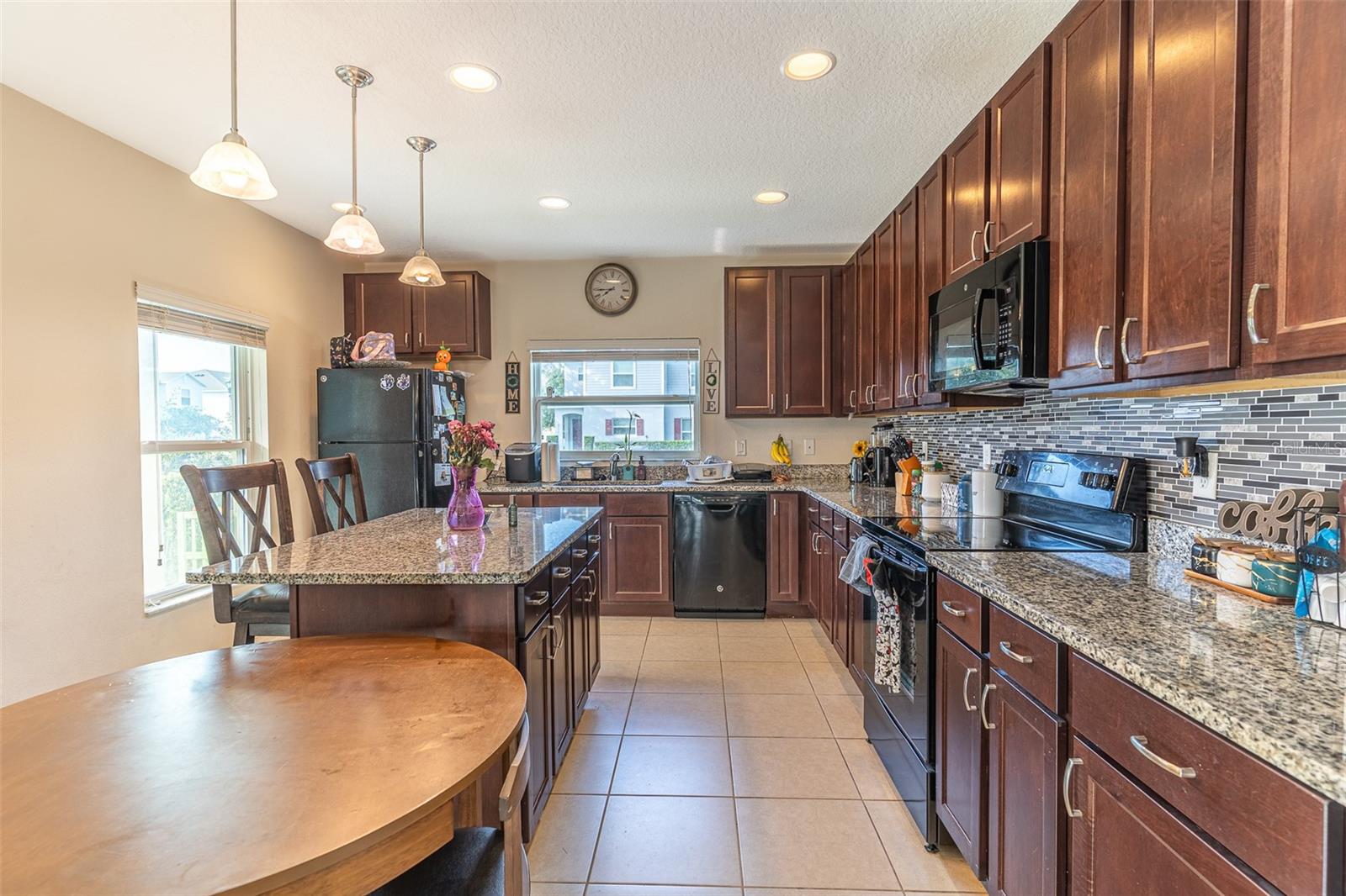 233 PRIMROSE DR, DAVENPORT, FL, 33837