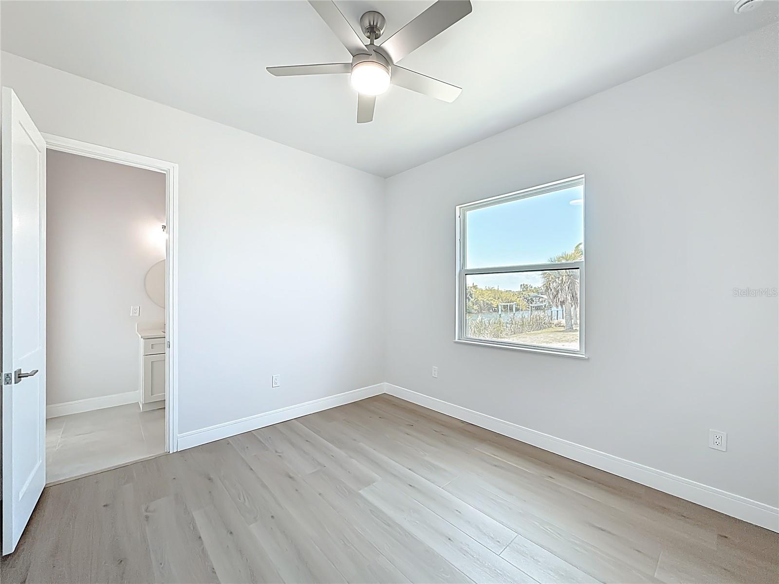 9524 SINGER CIR, PORT CHARLOTTE, FL, 33981