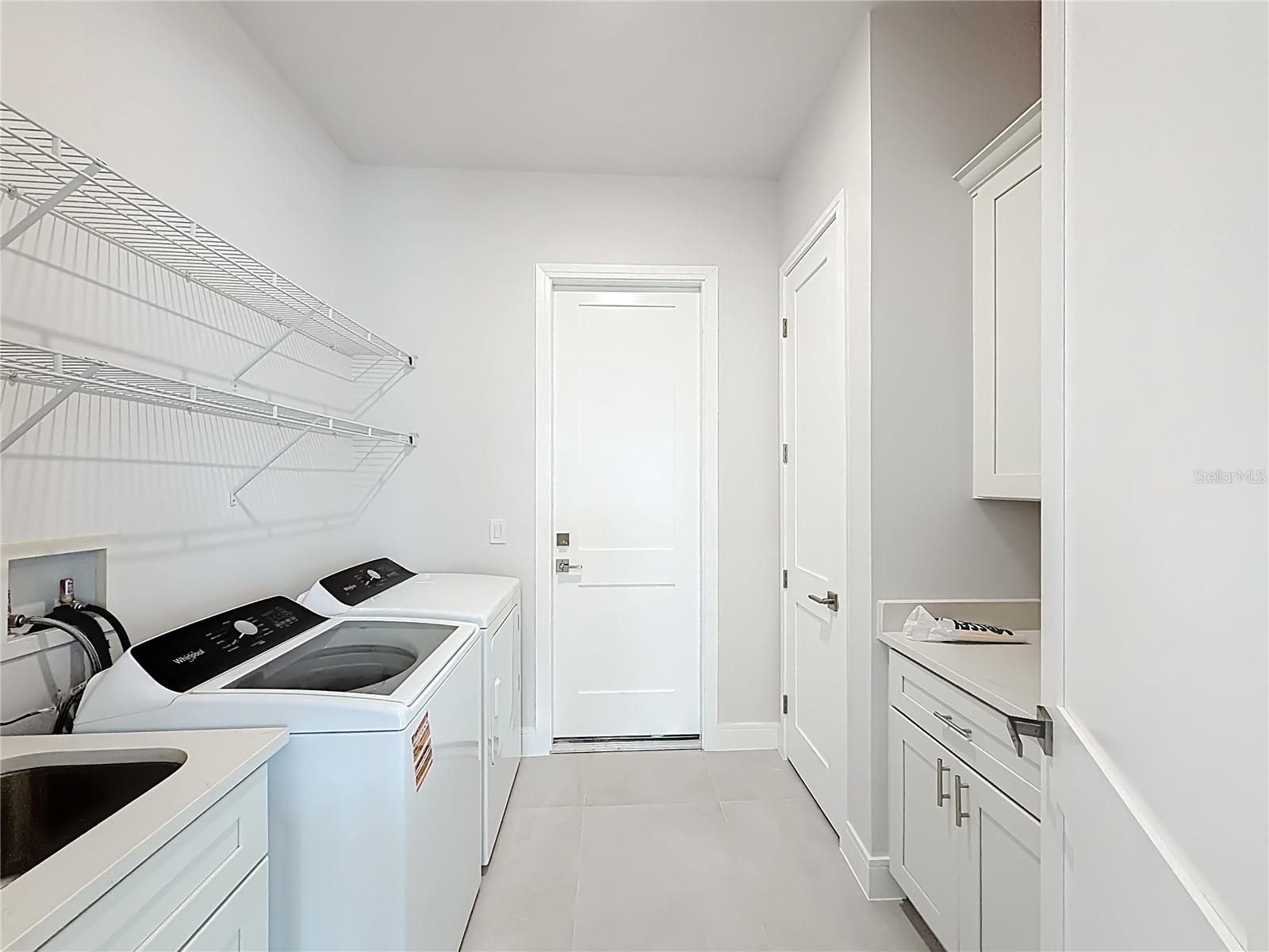 9524 SINGER CIR, PORT CHARLOTTE, FL, 33981