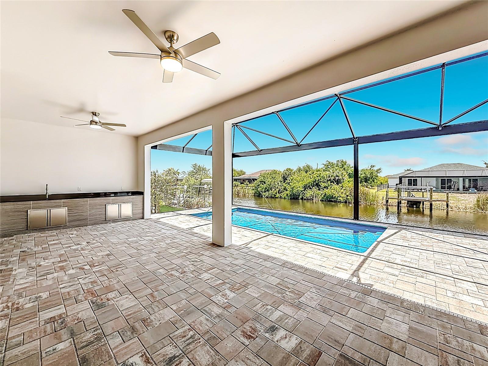 9524 SINGER CIR, PORT CHARLOTTE, FL, 33981