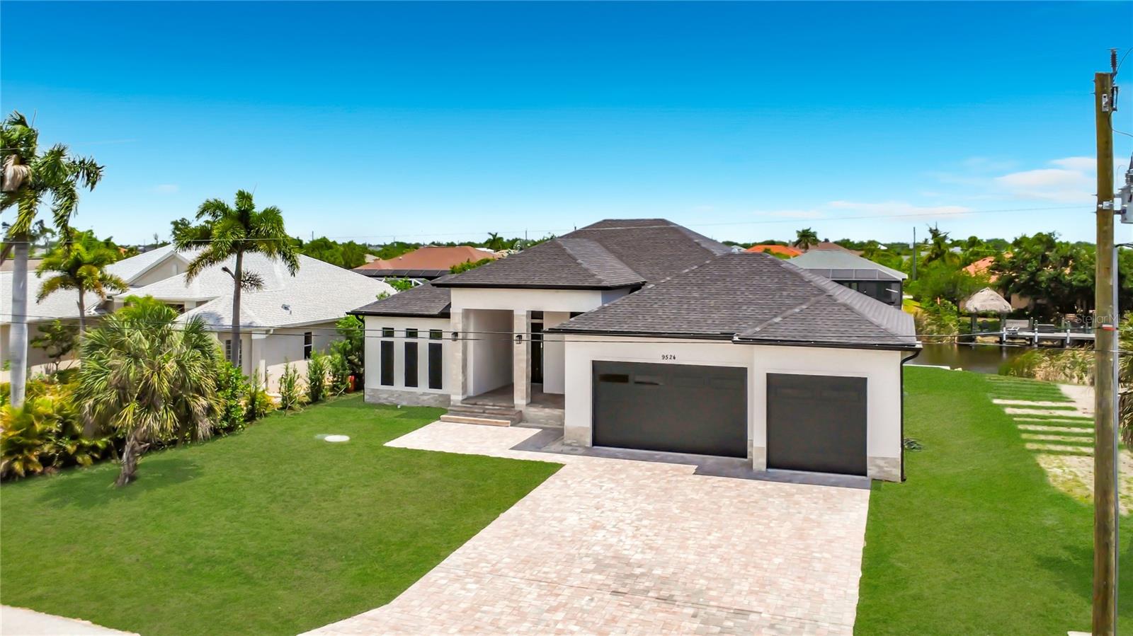 9524 SINGER CIR, PORT CHARLOTTE, FL, 33981