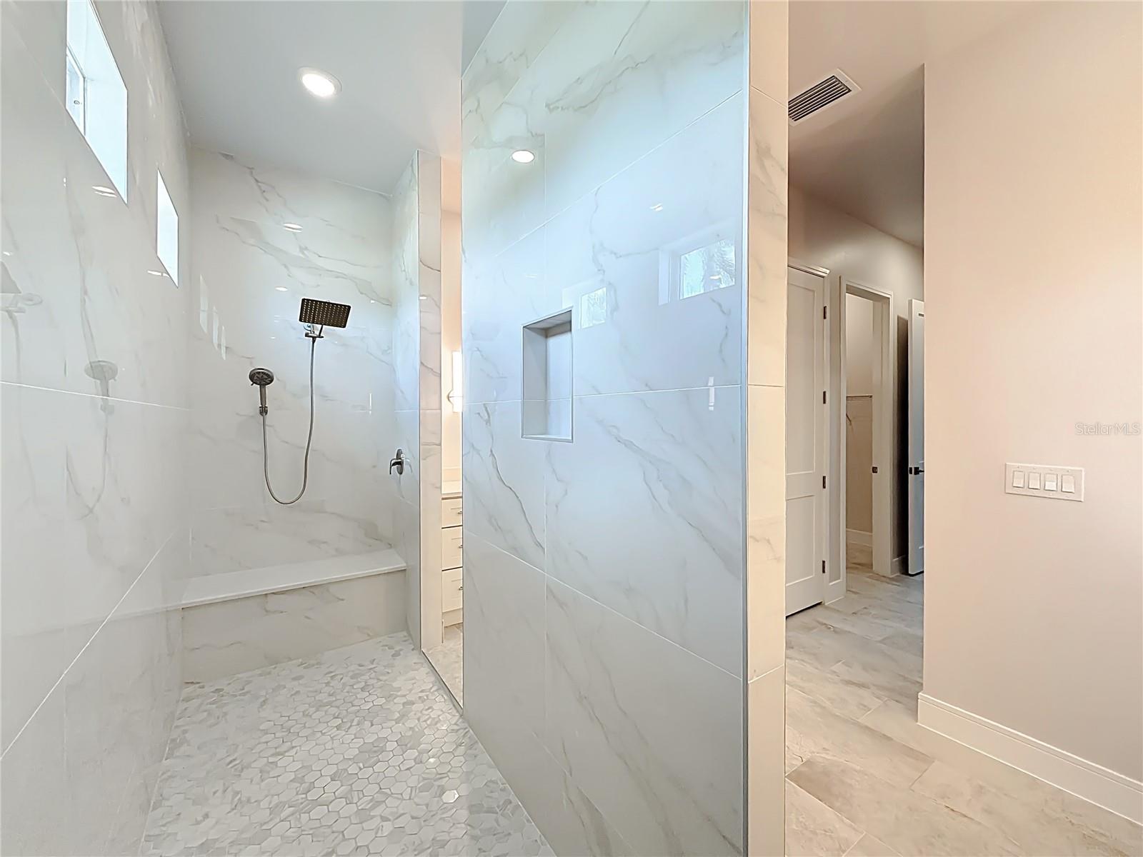 9524 SINGER CIR, PORT CHARLOTTE, FL, 33981